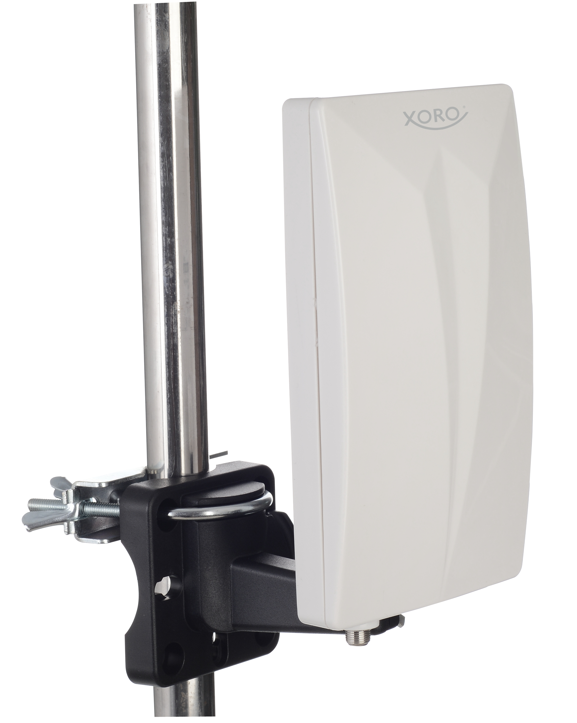 Eine weiße Außenantenne, montiert an einer Metallstange mit der Aufschrift 'XORO'.