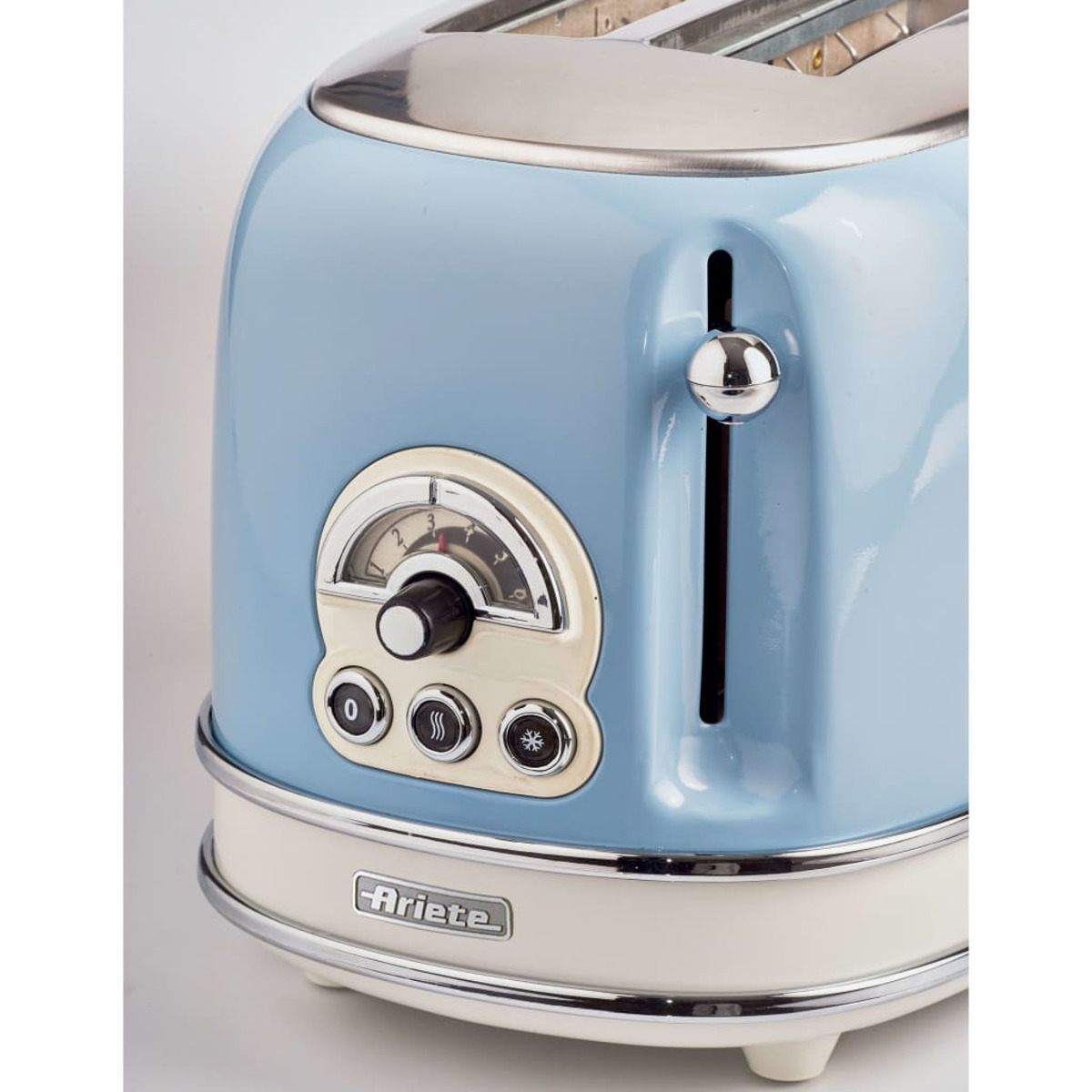 Blau Schlitze: 1) ARIETE Watt, Toaster (810 431441