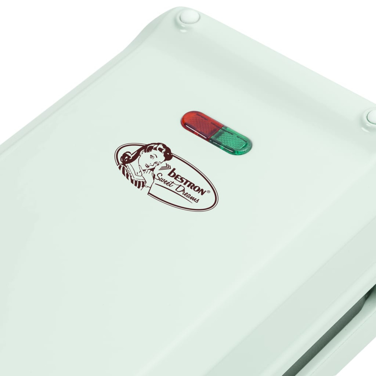 Primo piano di una macchina per waffle bianca con un indicatore luminoso rosso/verde e un logo.