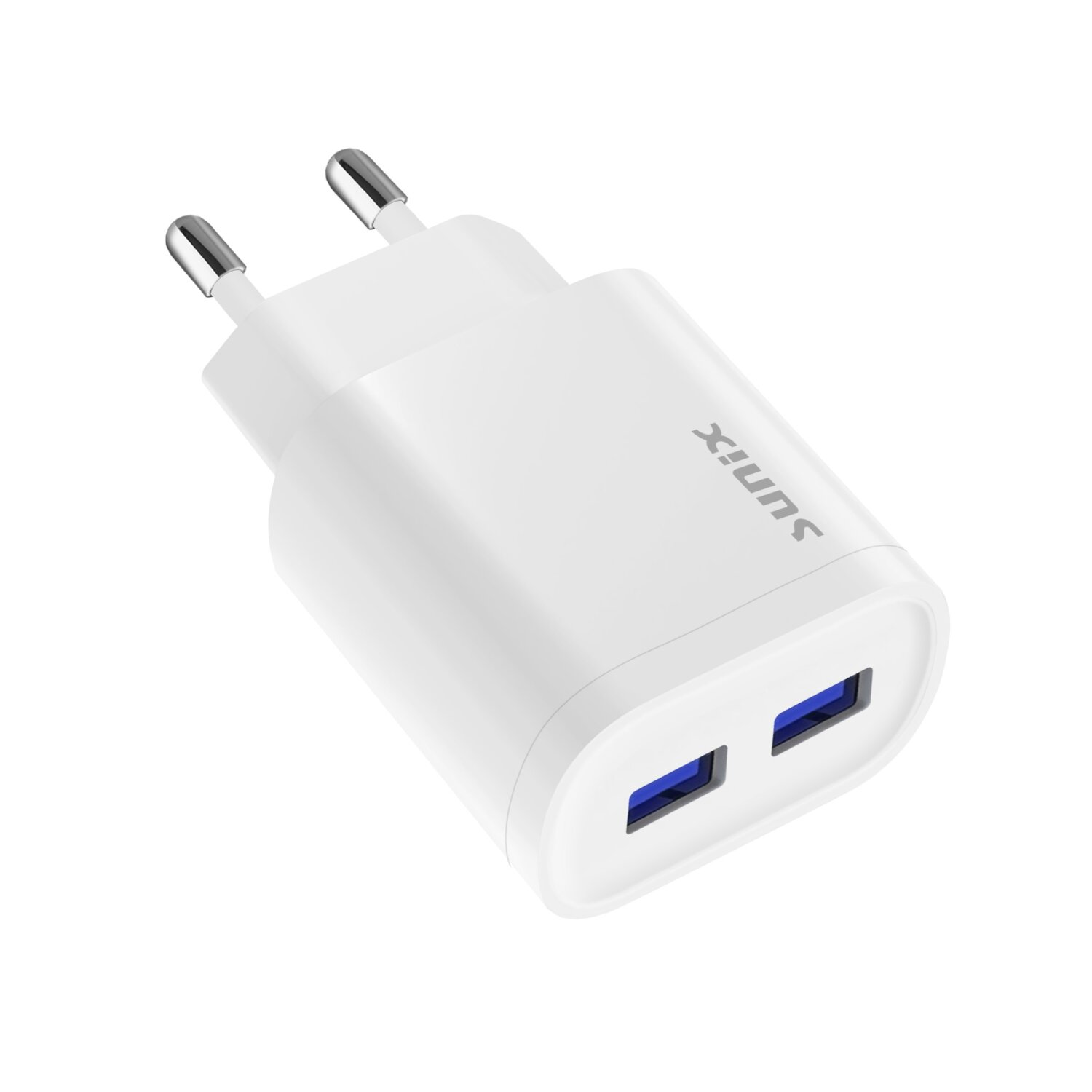 Weißes USB-Ladegerät mit zwei blauen USB-Anschlüssen und silbernen Stiften.