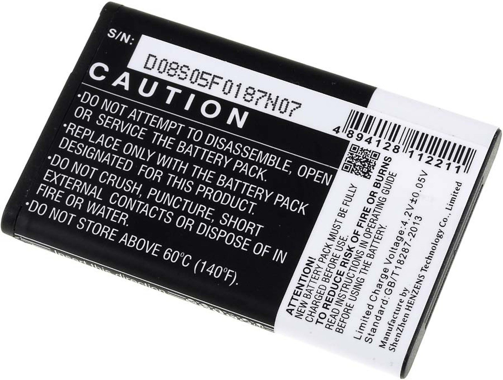 Batería negra con etiquetas de advertencia, número de serie y código QR.