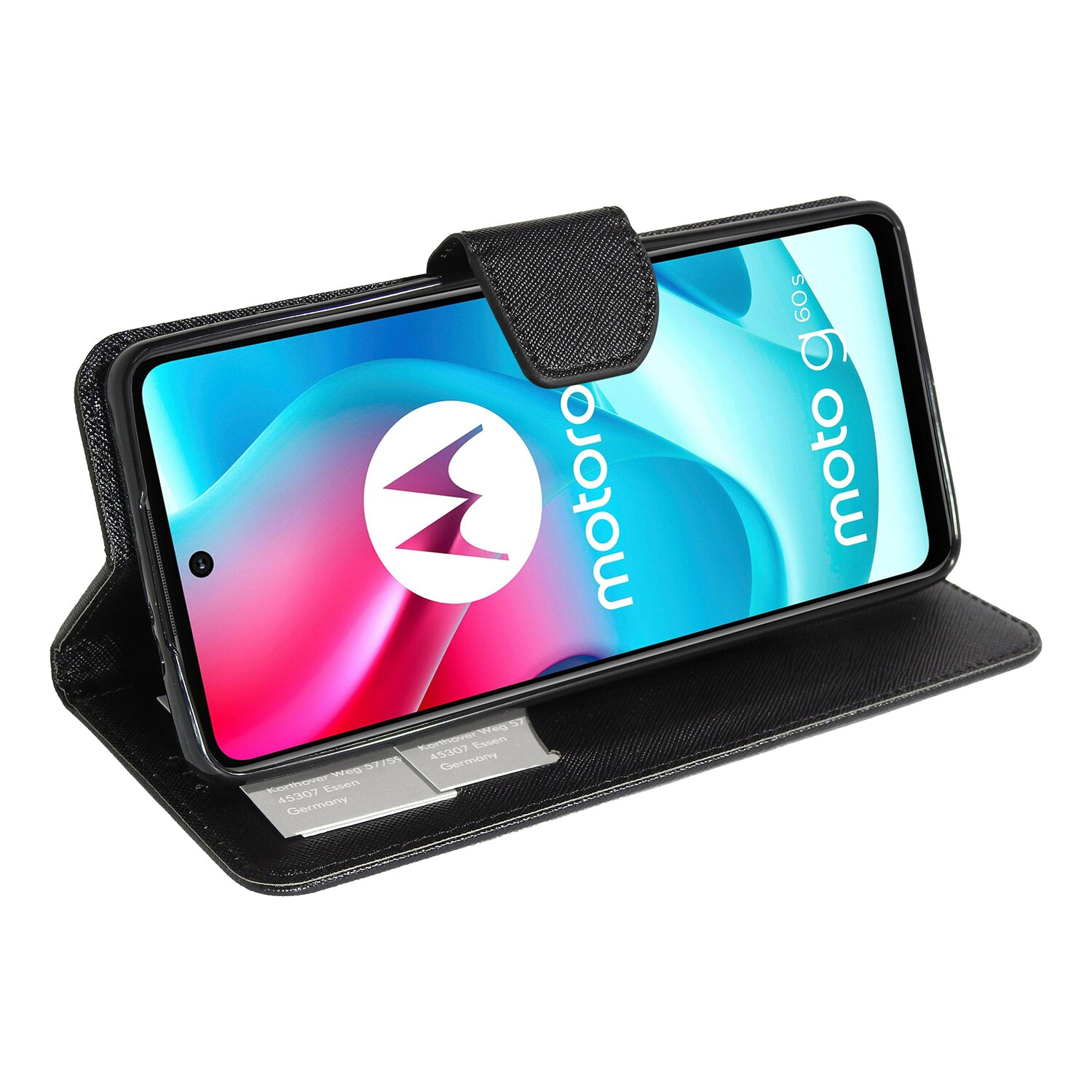 Motorola Moto g60s Telefon in einer schwarzen Brieftasche, Bildschirm sichtbar.
