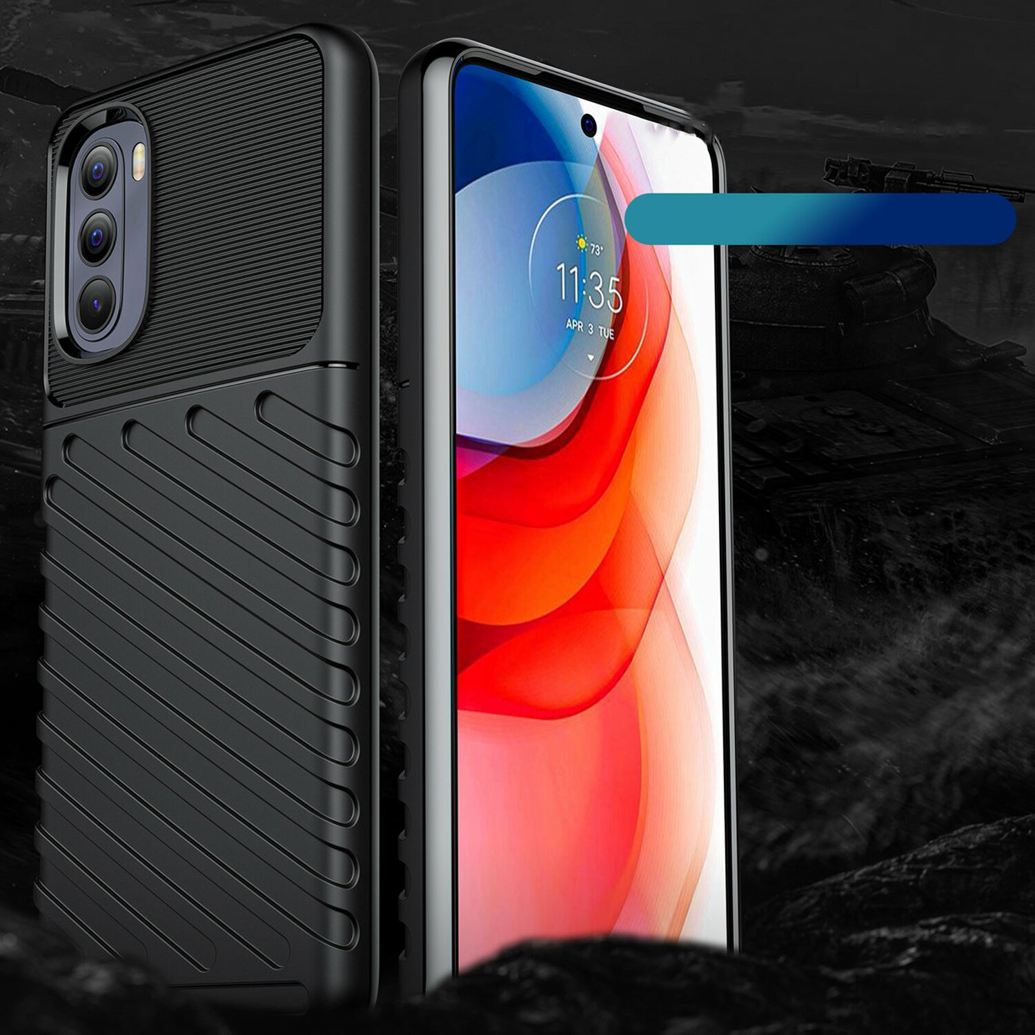 Schwarze Handyhülle mit Telefon. Das Telefon hat einen Bildschirm mit der Uhrzeit. Schwarzer Hintergrund.
