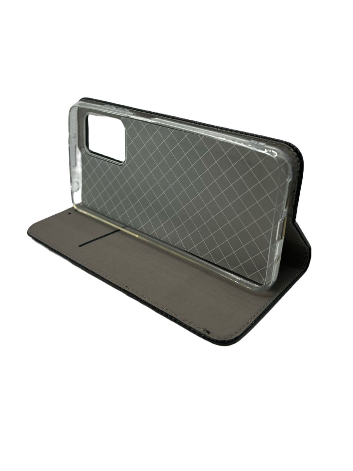 Schwarze Handyhülle, offen, mit Blick ins Innere mit Telefon.