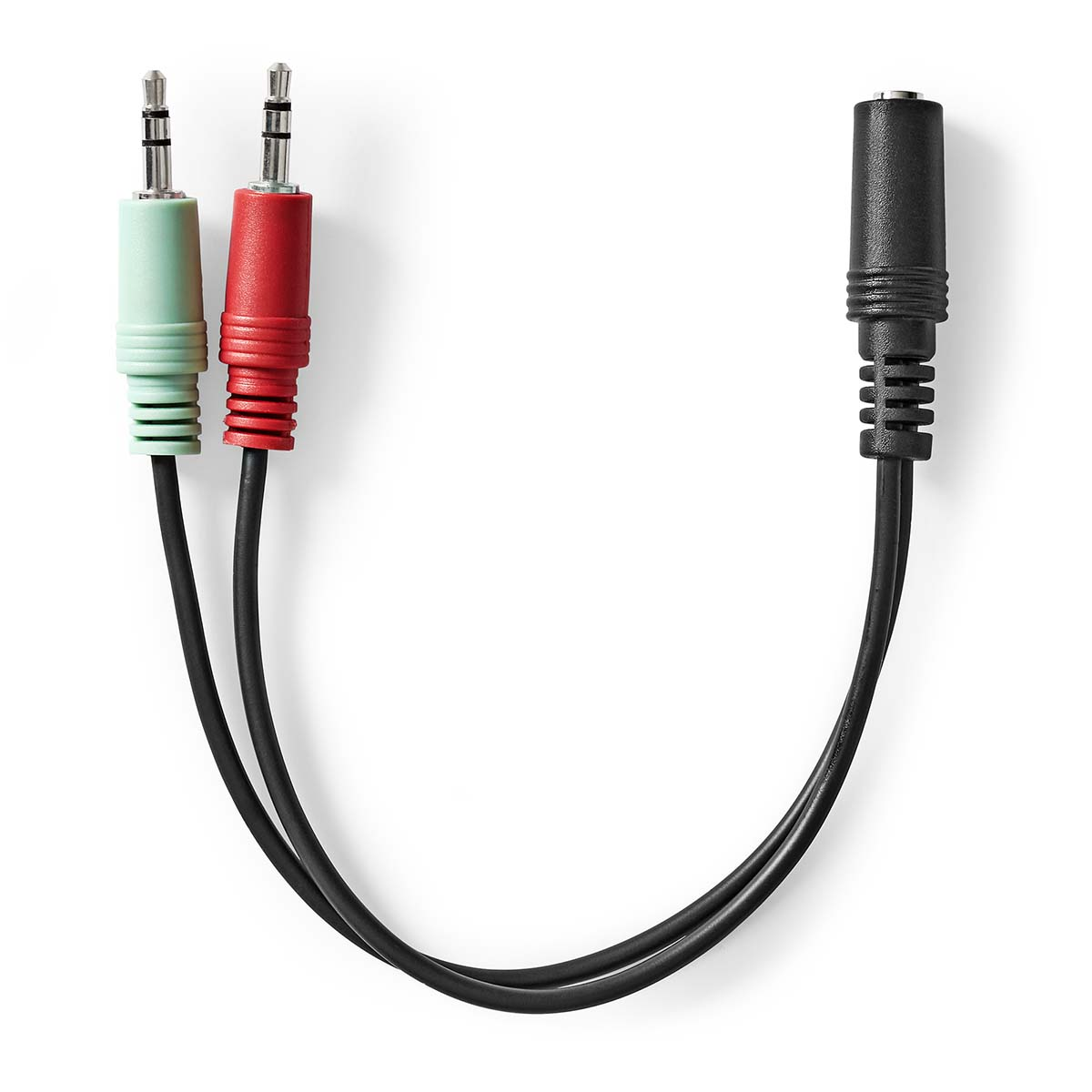 Adattatore audio con spine verdi e rosse a sinistra, adattatore nero a destra, il tutto su sfondo bianco.
