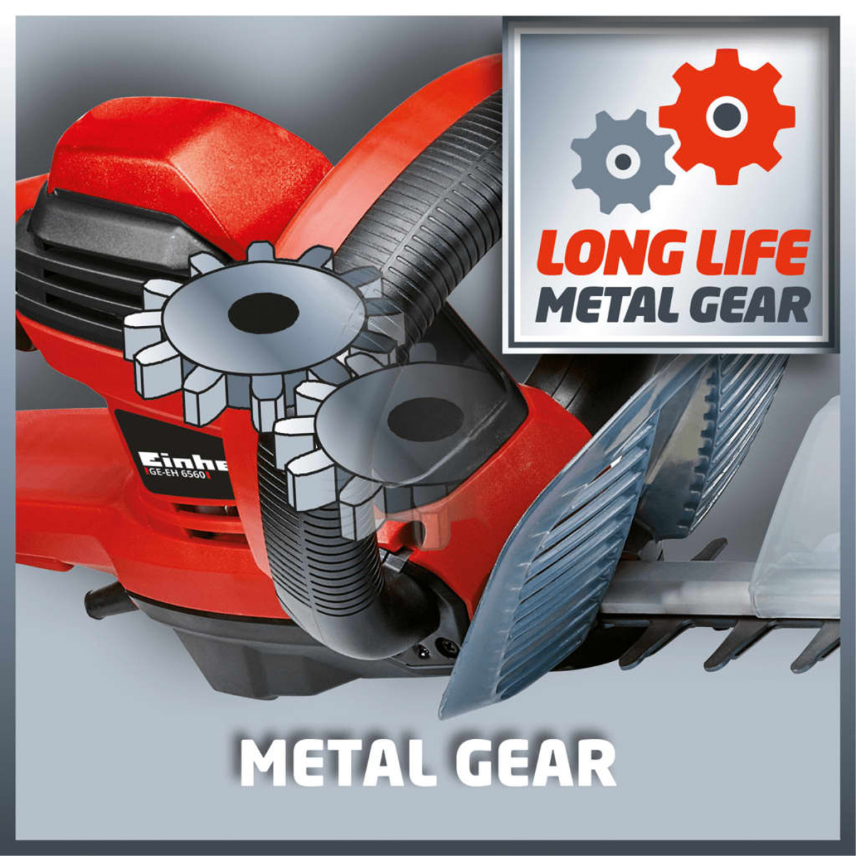 Zbliżenie czerwonych nożyc do żywopłotu ze słowami "LONG LIFE METAL GEAR" i grafiką koła zębatego.