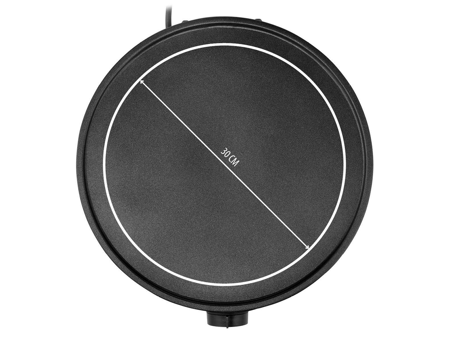 Czarna, okrągła patelnia do naleśników. Biała linia wskazuje 30cm. Białe tło.