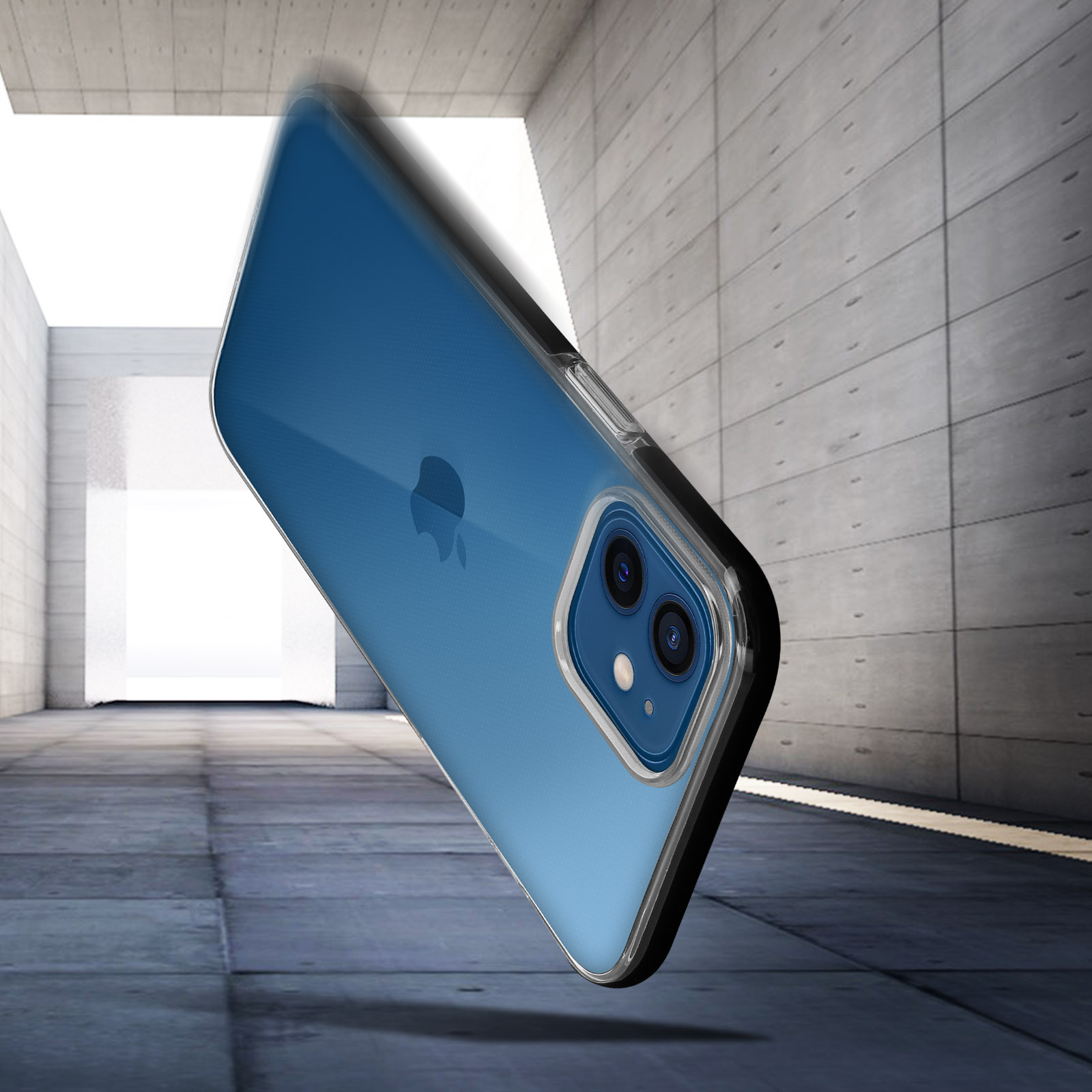 Custodia blu per telefono con cornice nera. Il telefono è angolato contro uno sfondo strutturato.