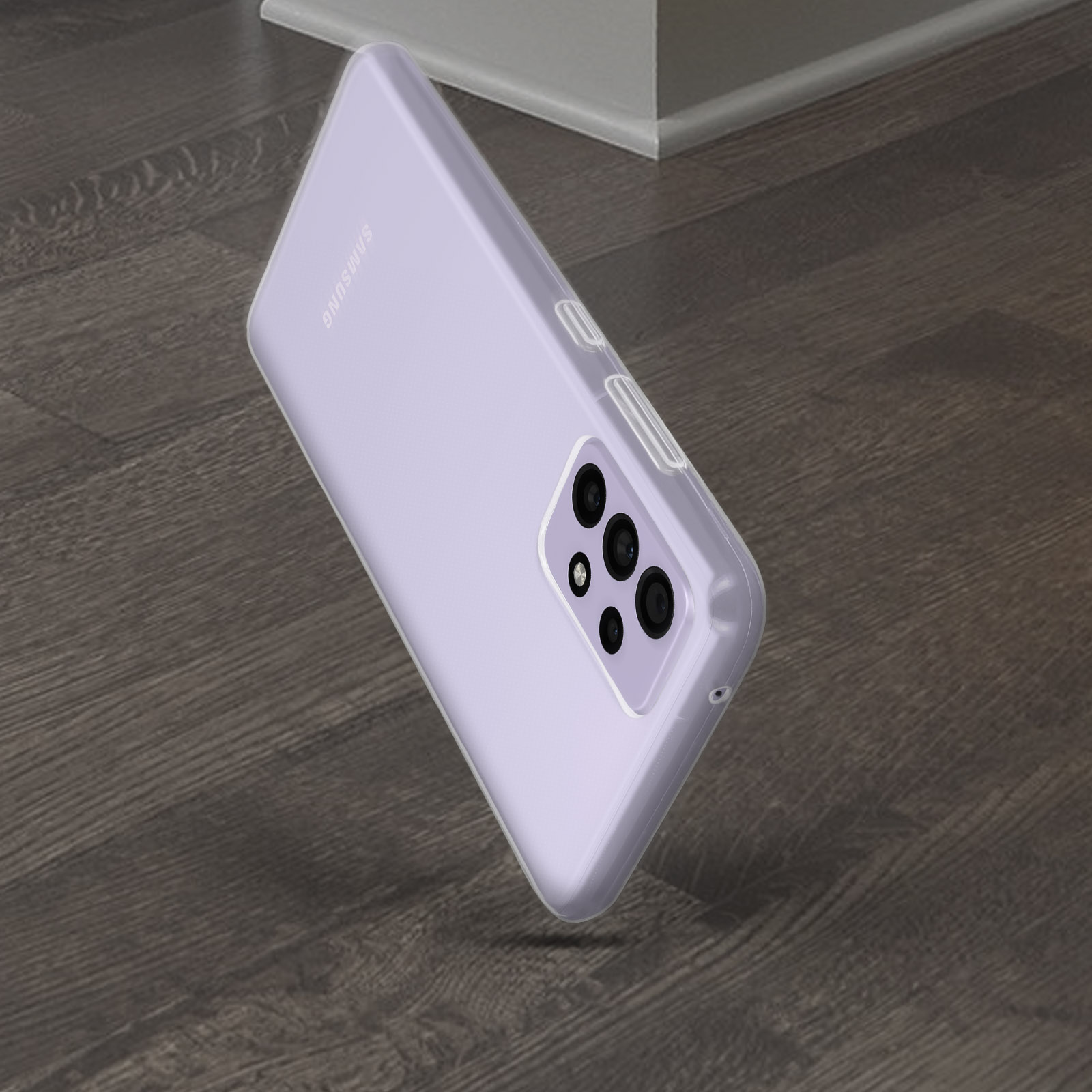 Custodia trasparente per telefono, lavanda. La custodia è trasparente con un retro lavanda e un gruppo fotocamere nero.