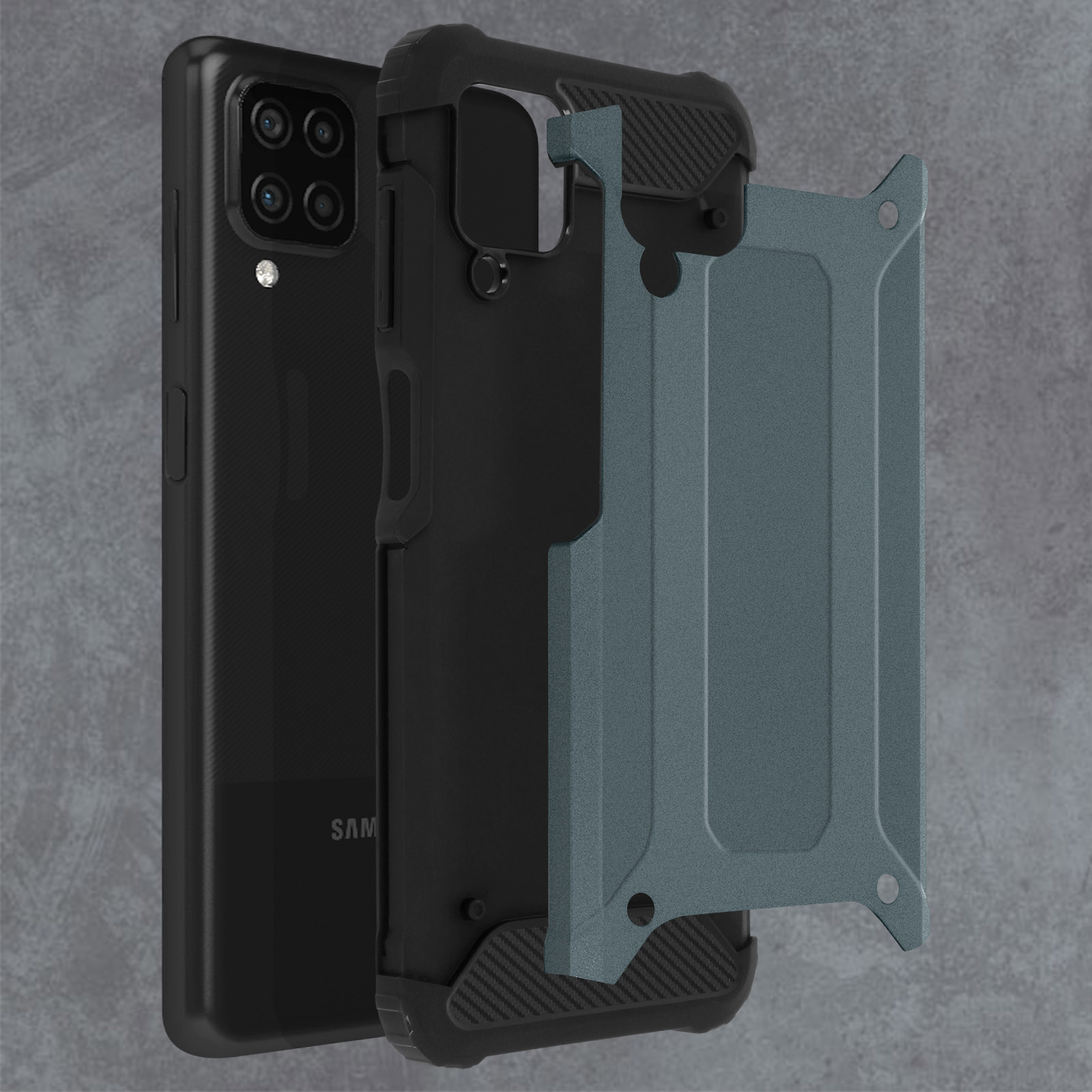 Custodia per telefono nera con placca color teal attaccata, davanti a uno sfondo grigio.