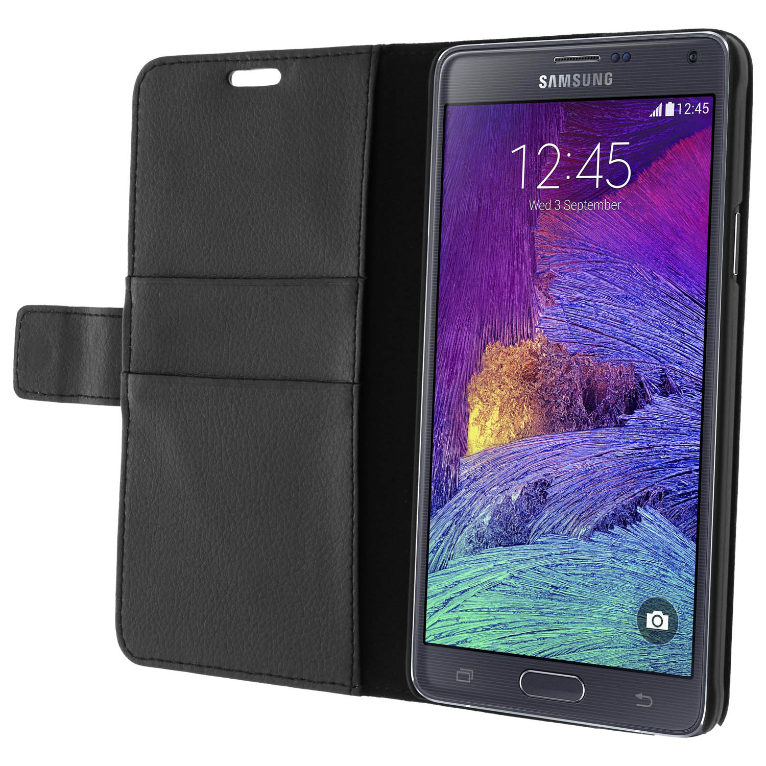 Funda negra abierta. Funda negra con teléfono. El teléfono muestra la fecha.