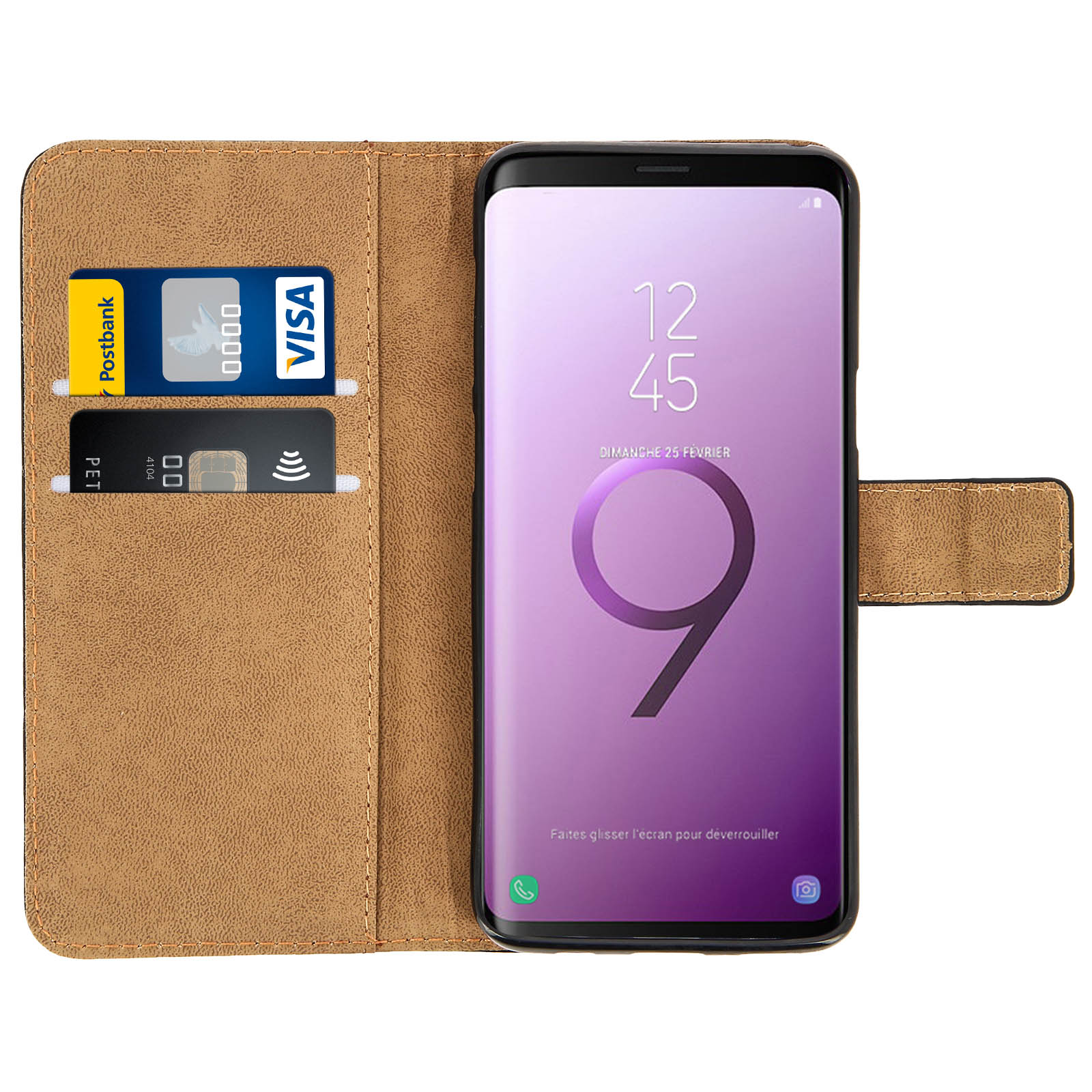 Un telefono in una custodia a libro. Ci sono carte di credito nella custodia. Lo schermo mostra l'ora e un 9.