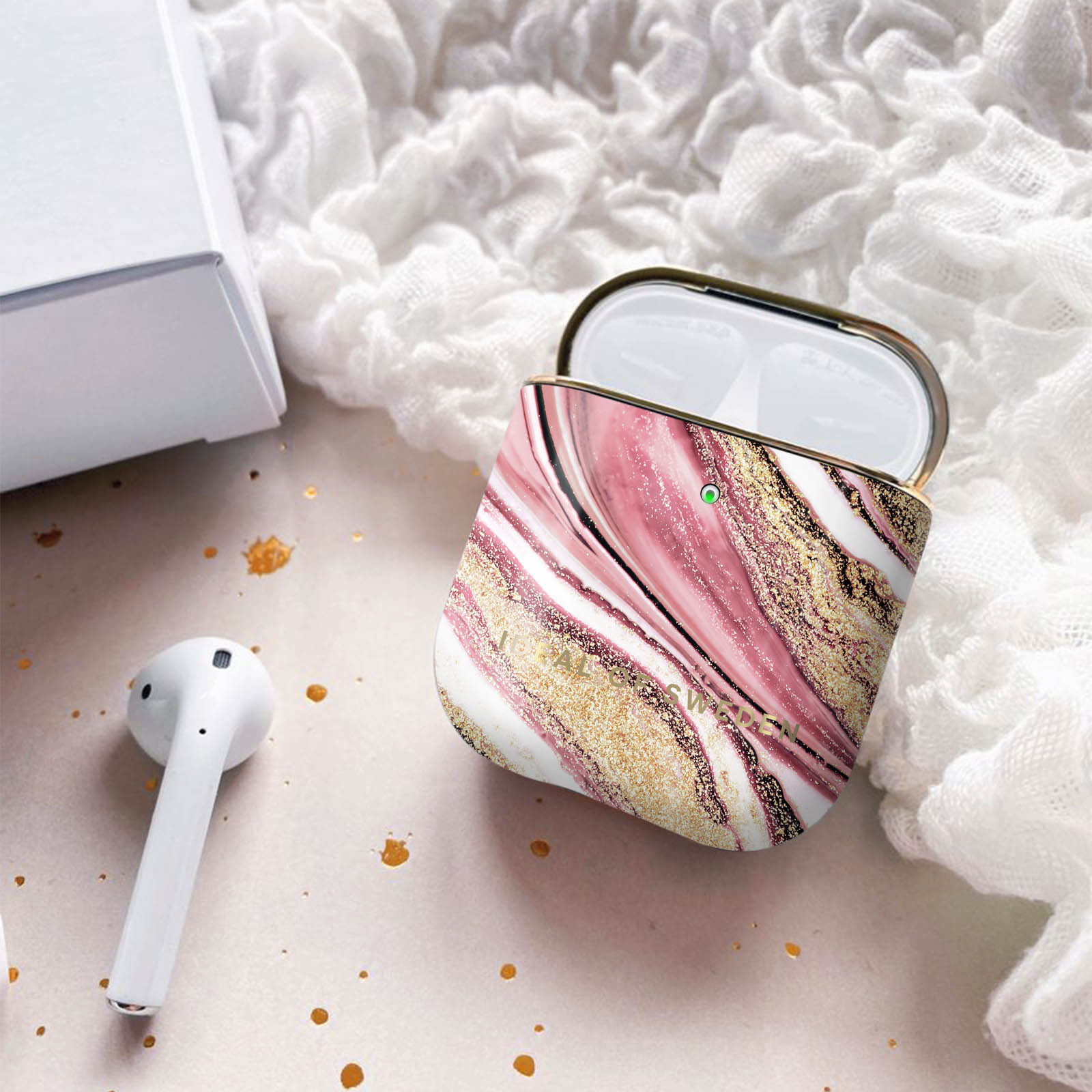 IDEAL OF SWEDEN IDFAPC-193 für: passend Pink Full Swirl Cover Case AirPod Apple Cosmic