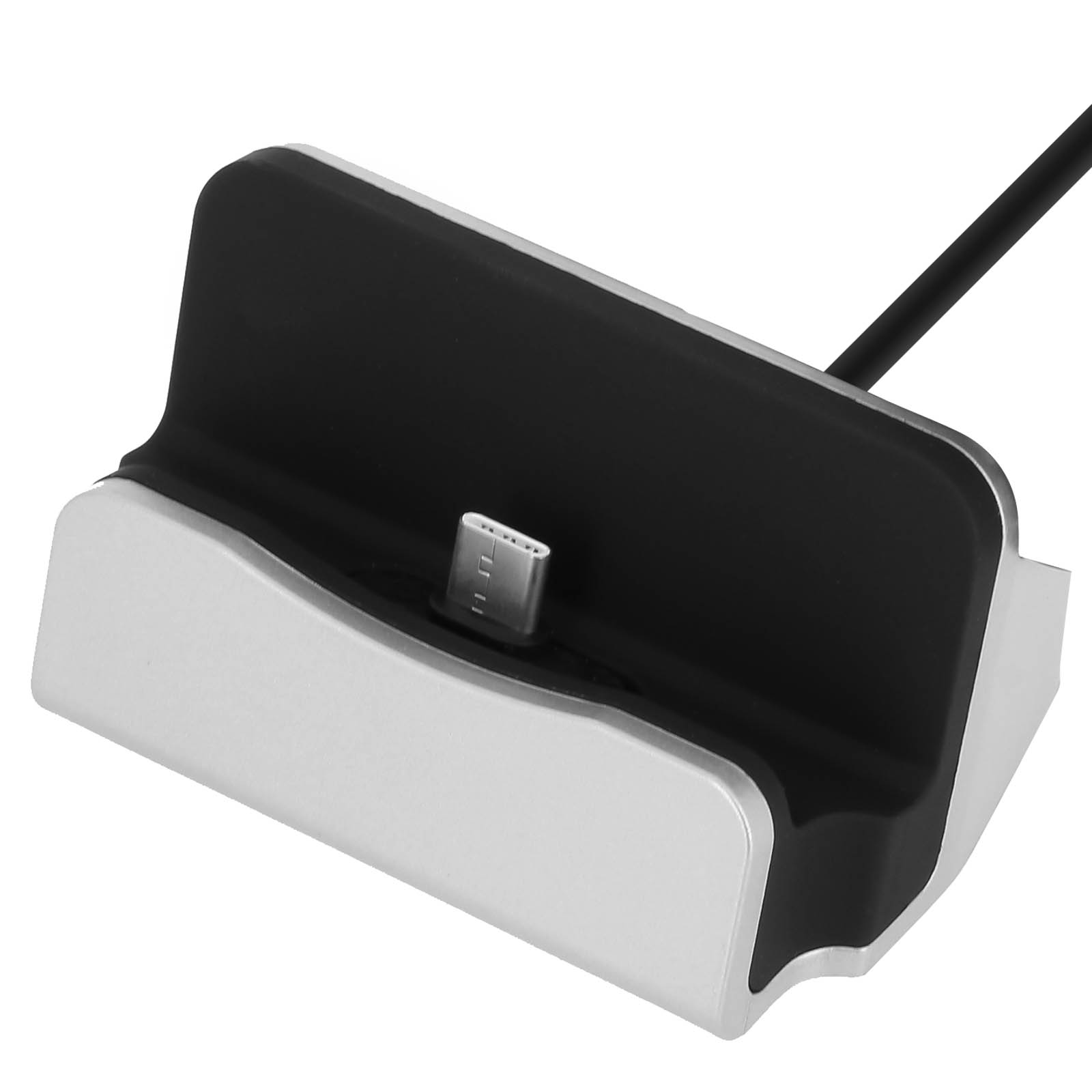 Base di ricarica argento e nera. Porta USB-C sulla parte anteriore. Sfondo bianco.