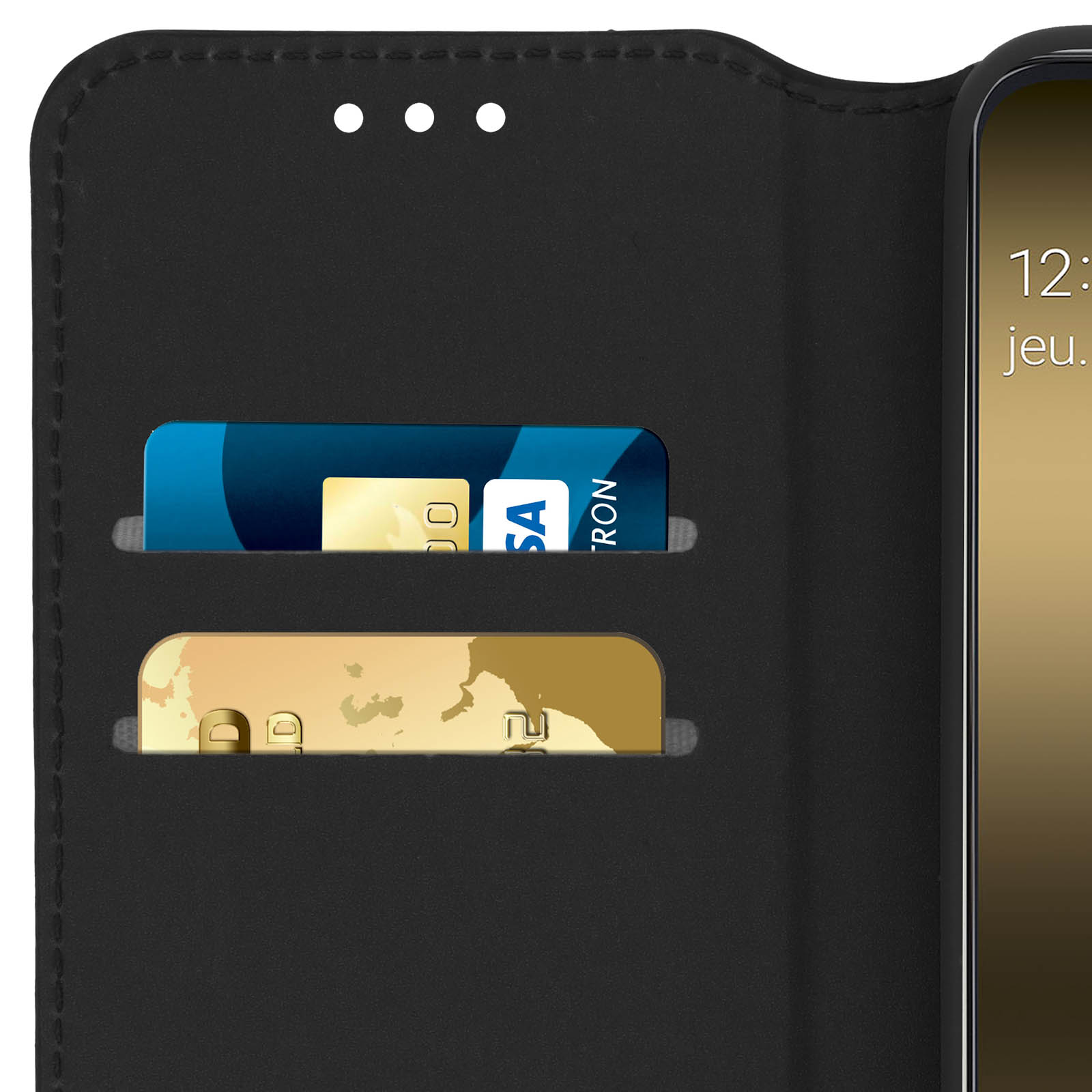 Coque de téléphone noire, ouverte, montrant deux cartes de crédit et une carte dorée dans des fentes.