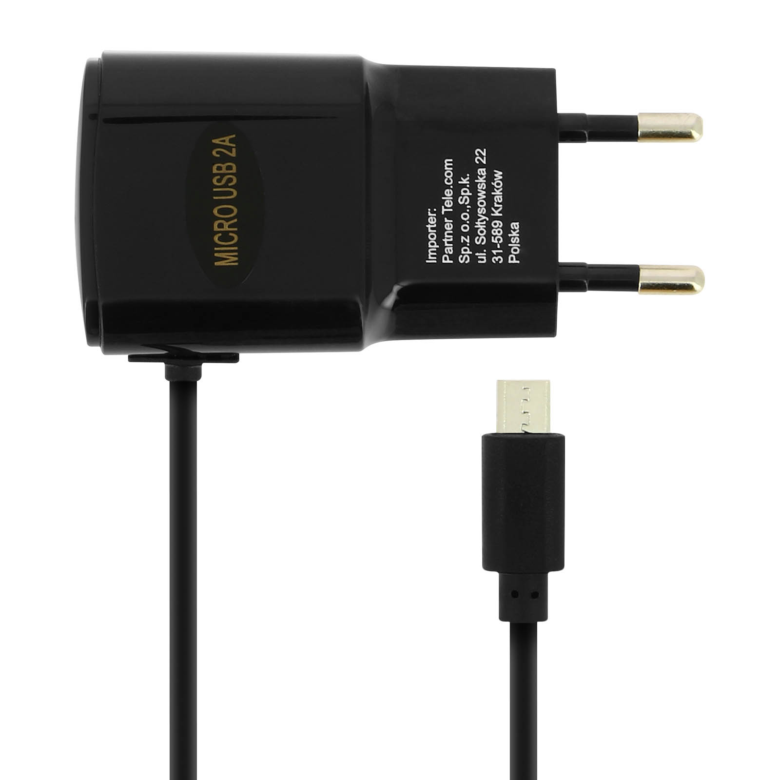 Caricabatterie USB nero con cavo nero e connettore micro USB. Sfondo bianco.