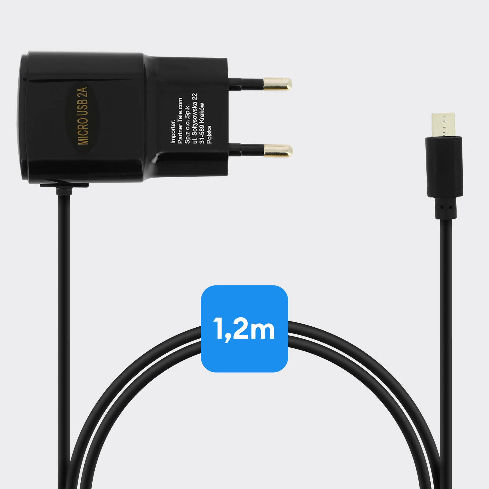 Un caricatore USB nero con cavo. Il cavo ha un'etichetta blu con scritto 1,2 m.