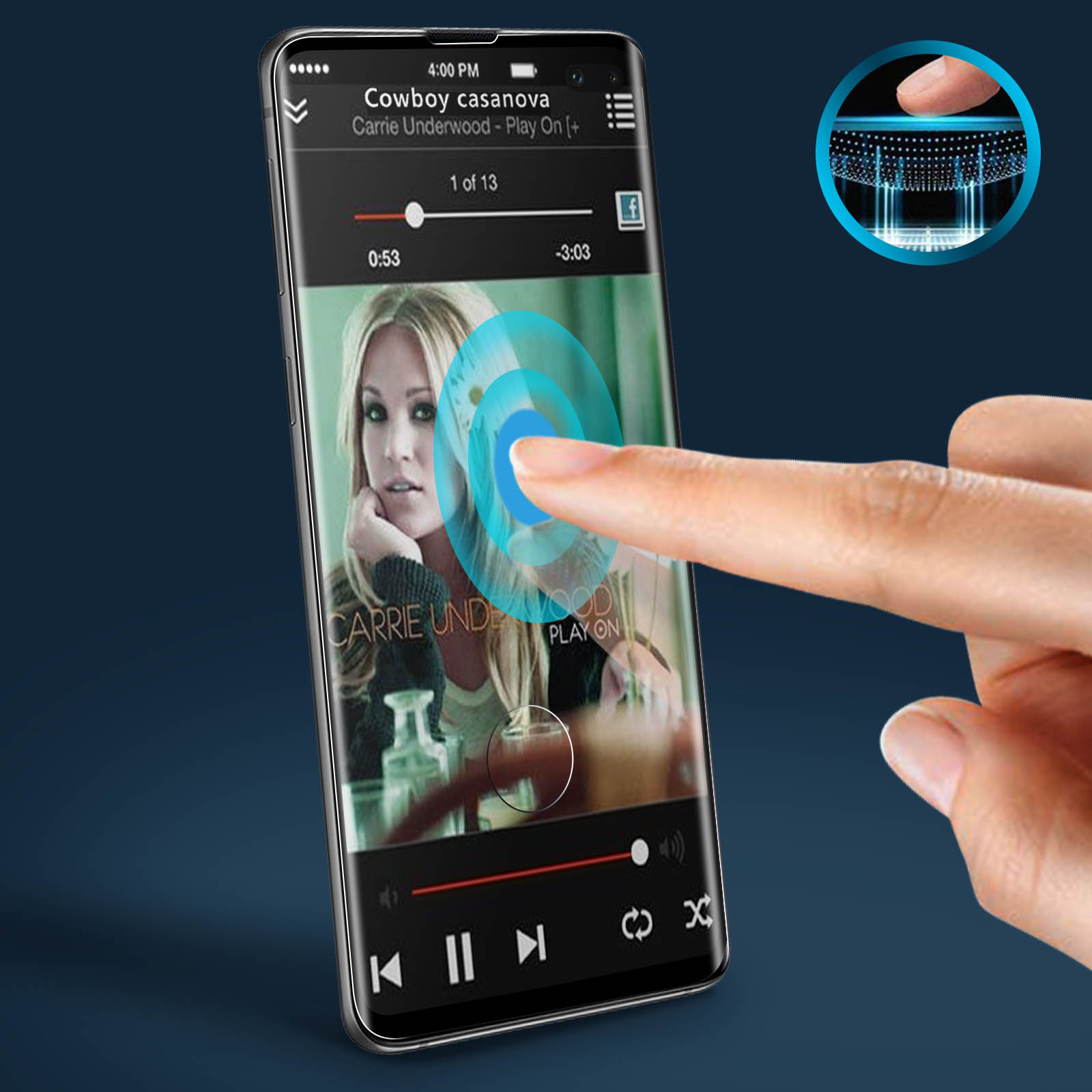 Telefono che riproduce musica con protezione schermo. Il dito tocca lo schermo. Sfondo sfocato.