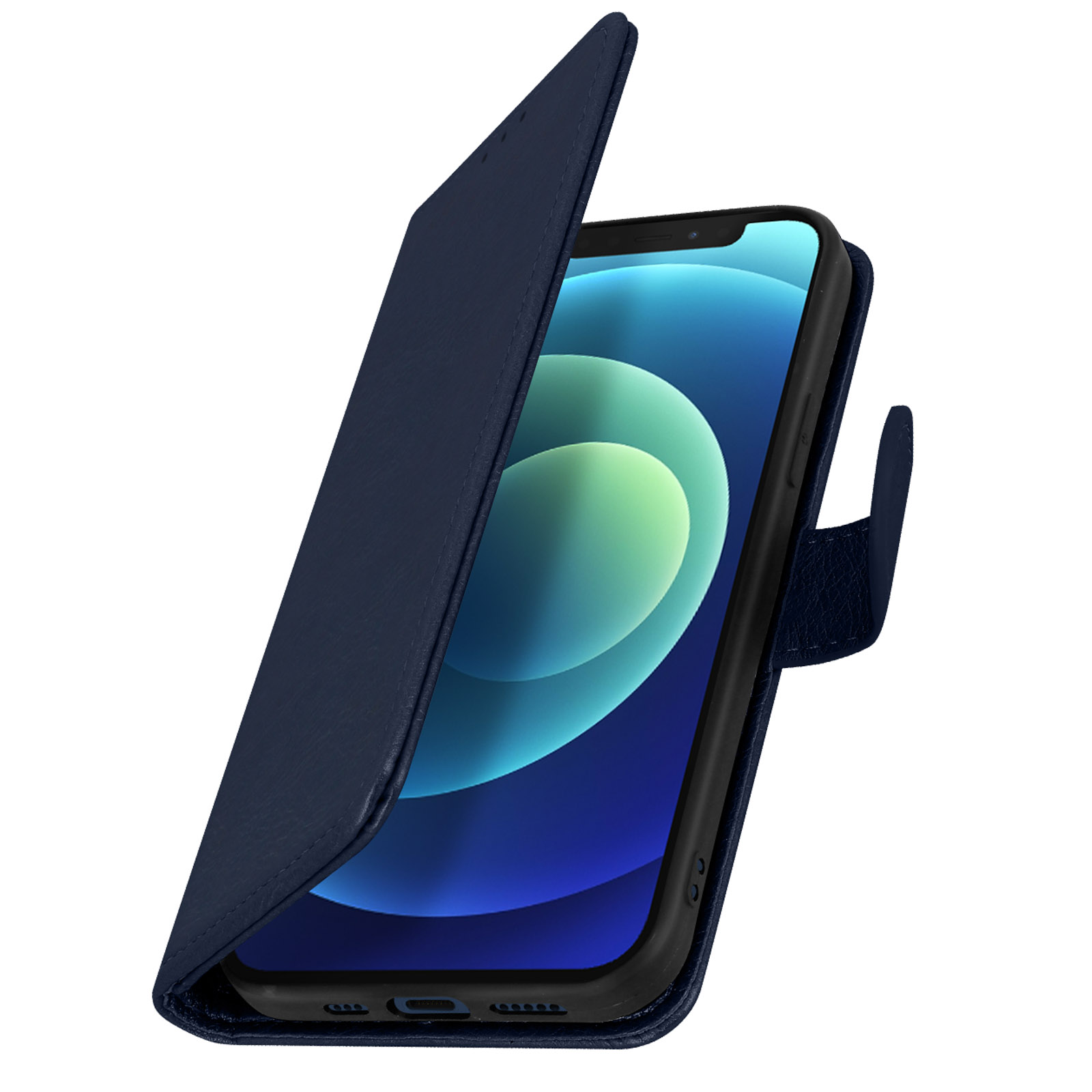 Blauwe telefoonhoes, open, met een telefoon met een blauw scherm. De hoes ligt op een tafel. Donkere achtergrond.