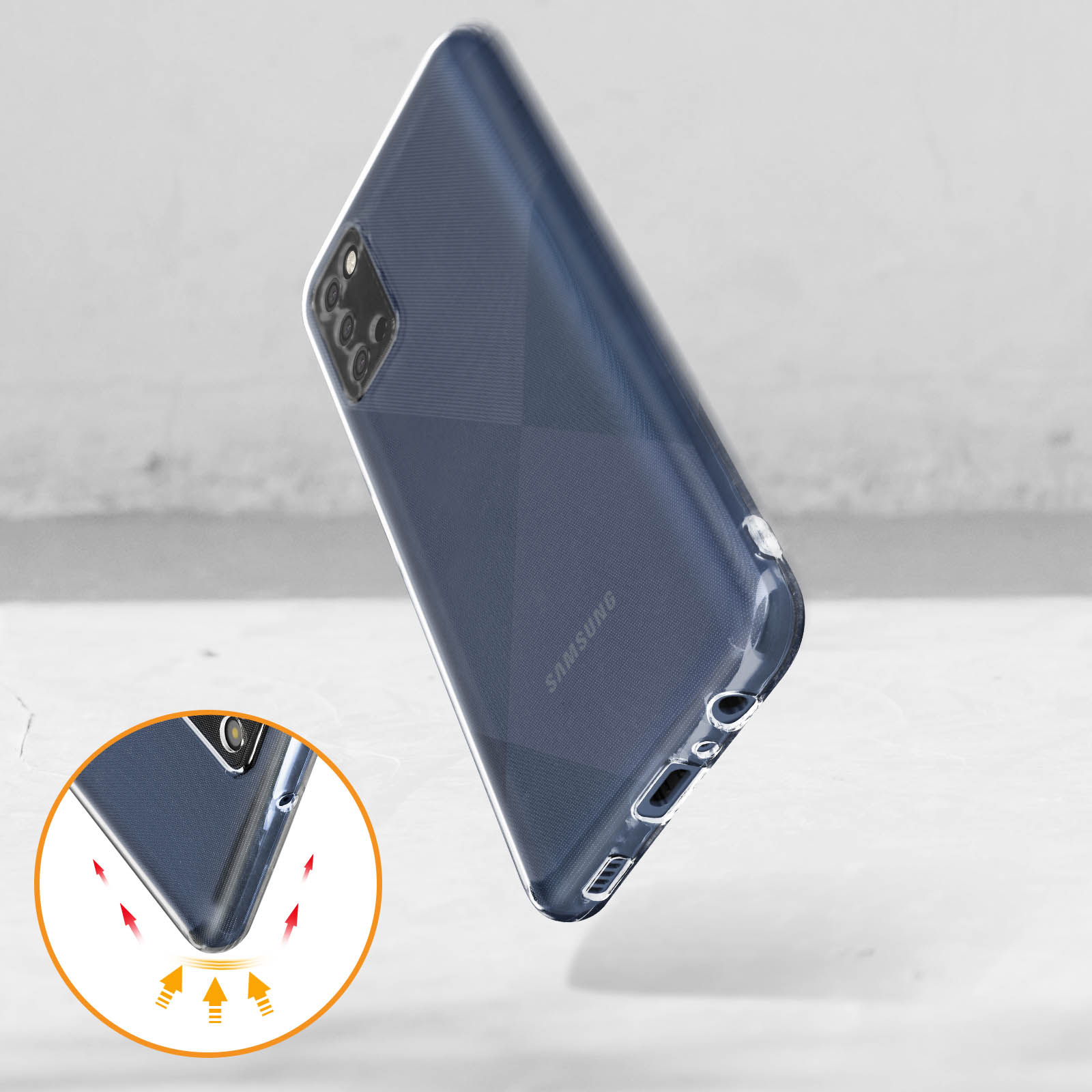 Custodia trasparente con telefono. La custodia mostra un design di protezione dagli urti.