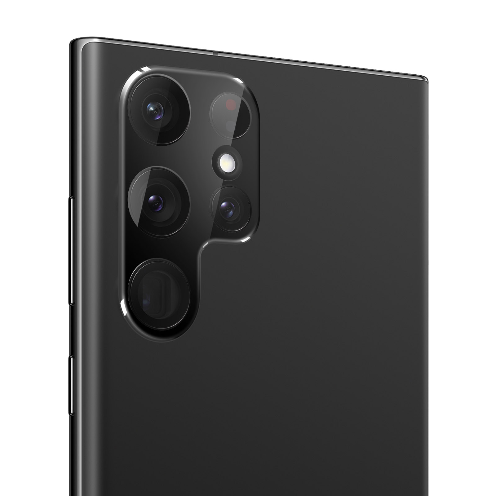 Telefono nero con più fotocamere sul retro, ripresa ravvicinata.