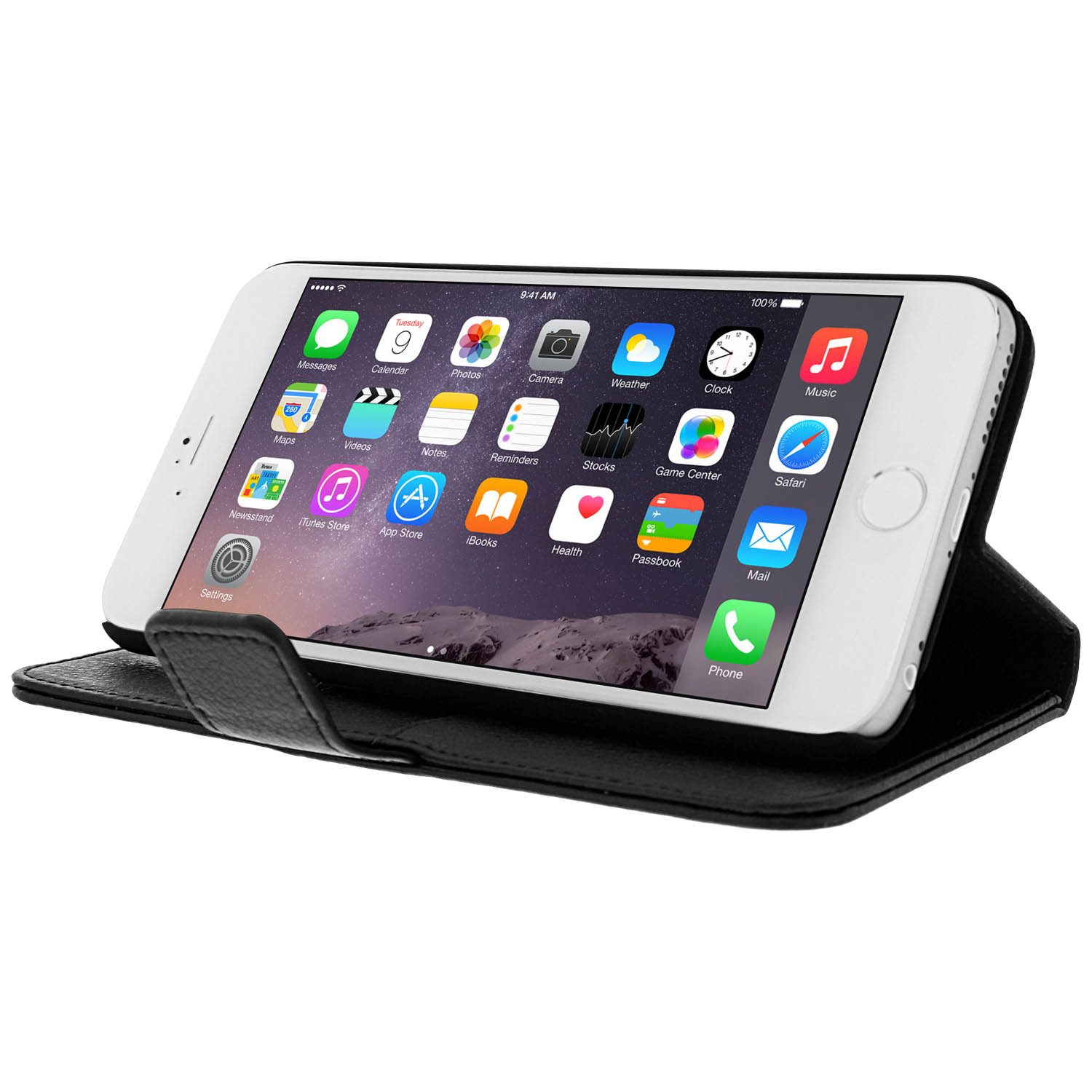 Telefono nero in custodia in pelle nera, mostra le icone delle app iPhone su sfondo bianco.
