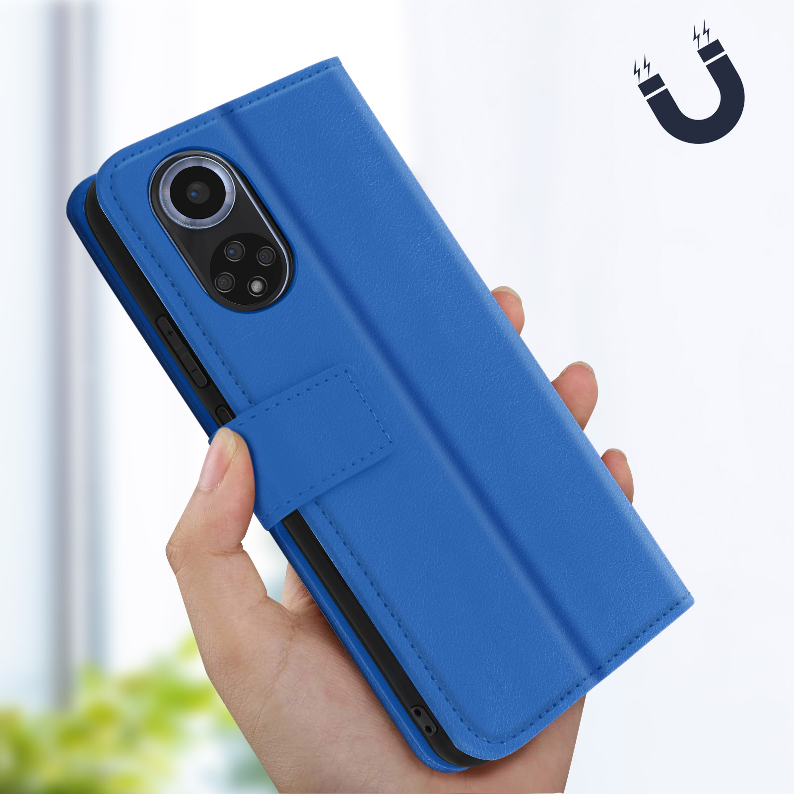 Mano che tiene una custodia blu con un simbolo magnetico. Un telefono è all'interno.