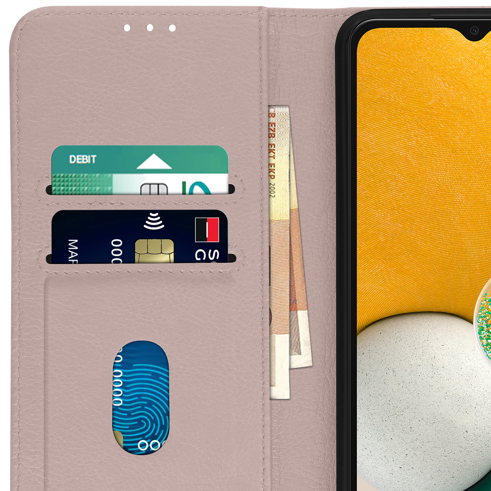 Étui de téléphone avec cartes de crédit et billets de banque.