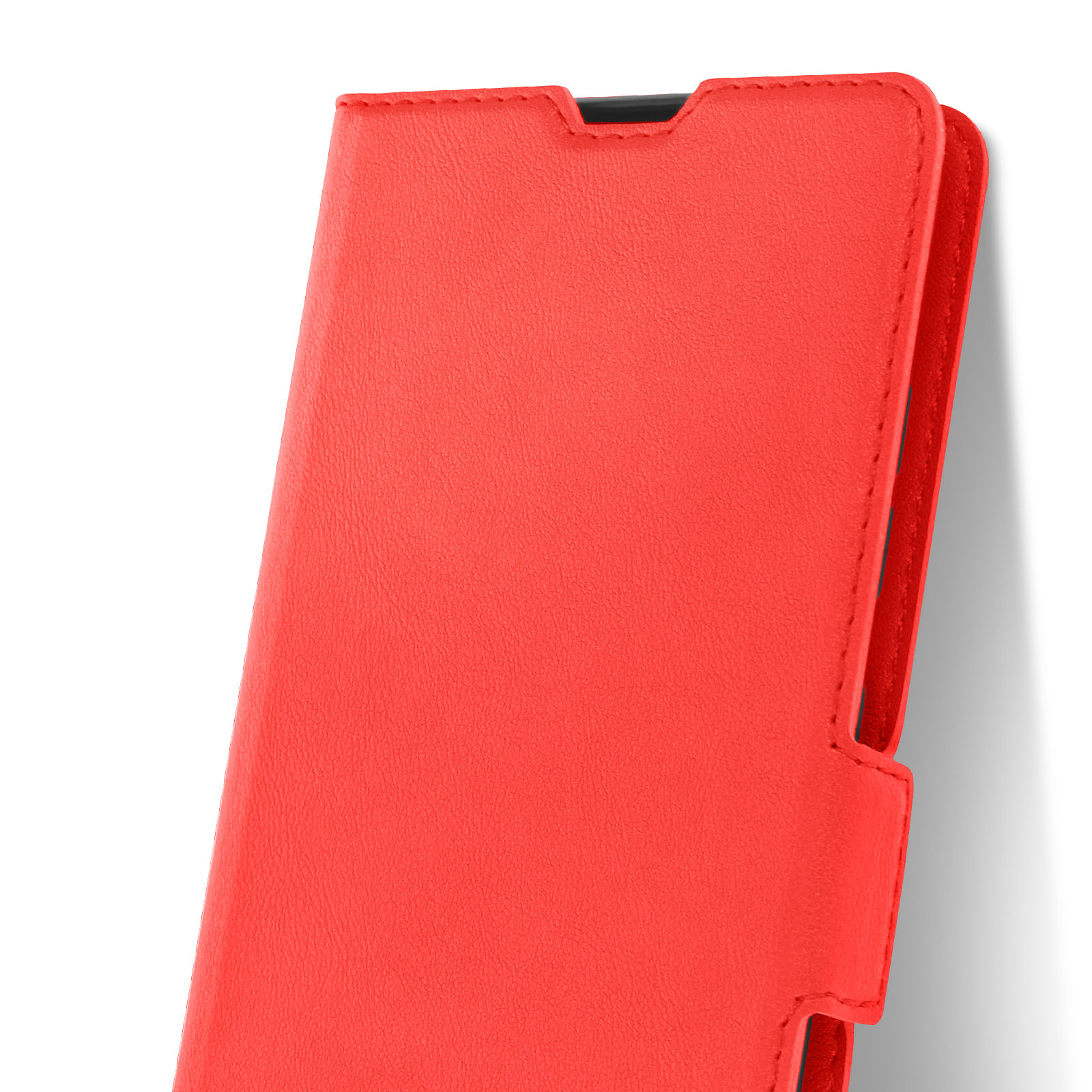 Una custodia per telefono rossa, parzialmente chiusa, che mostra il bordo con uno sfondo bianco.