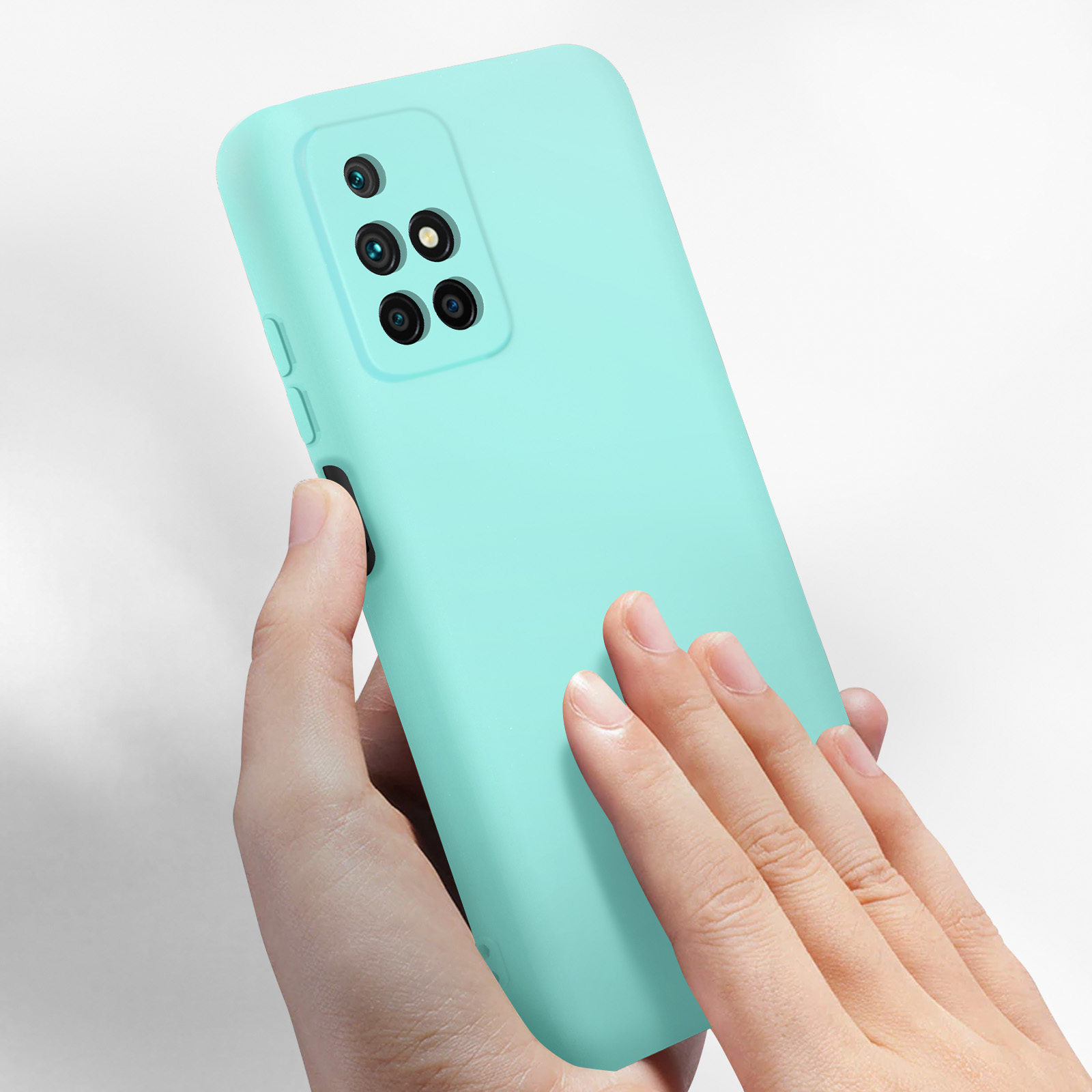 Una mano tiene una custodia per telefono color acquamarina. La custodia ha un ritaglio per la fotocamera.