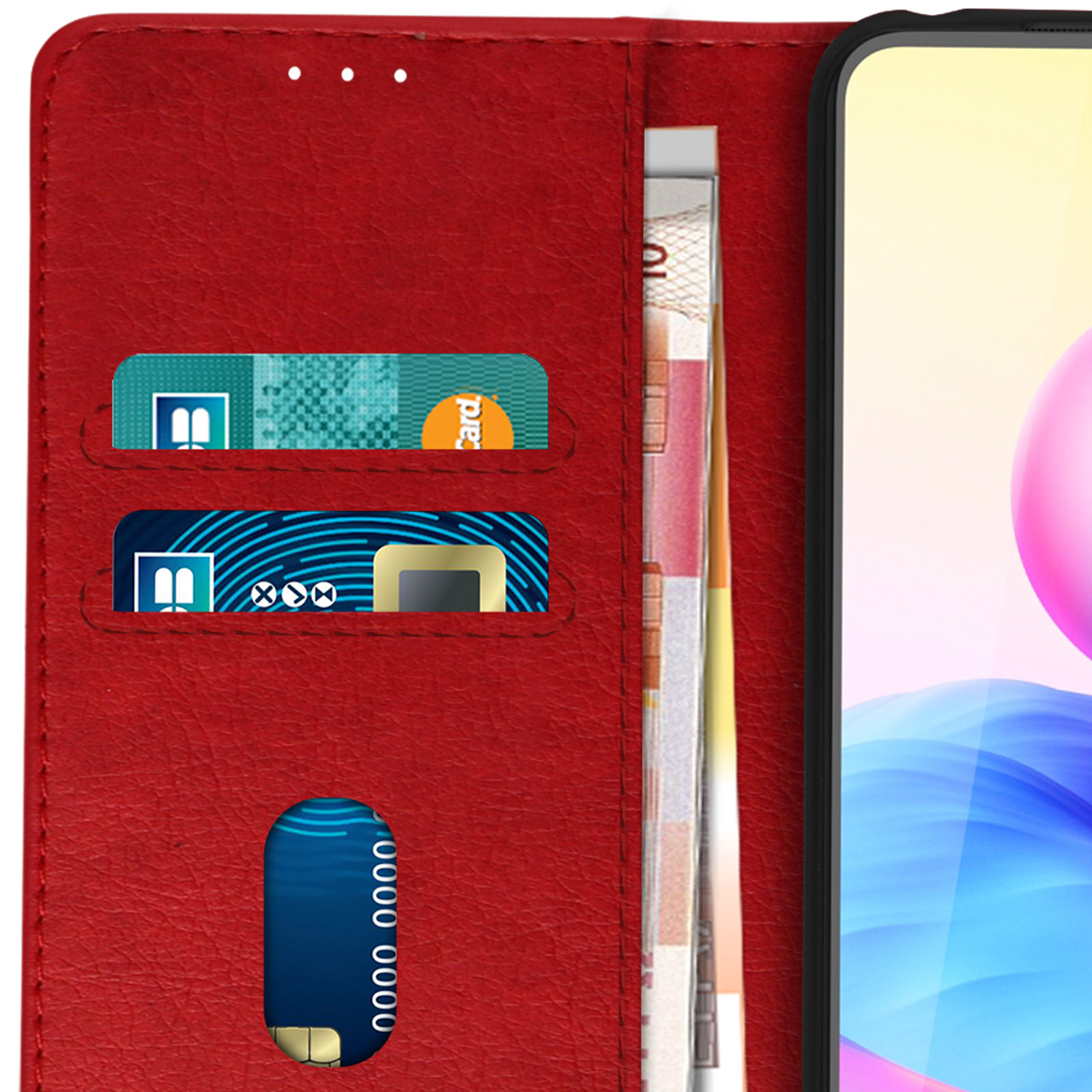 Custodia per telefono rossa aperta, con carte e contanti negli slot, accanto allo schermo.