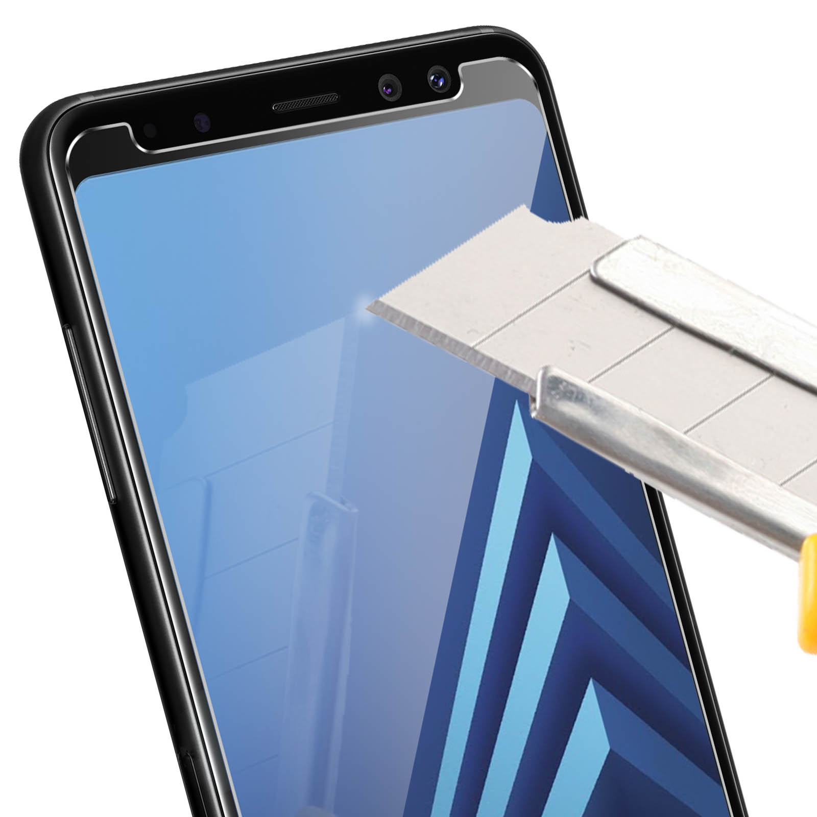Uno schermo del telefono che viene tagliato con un taglierino. Lo schermo è blu.