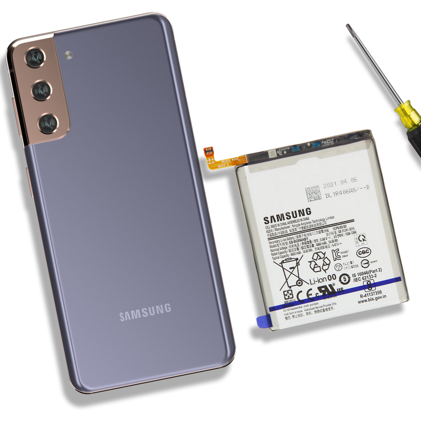 Telefon mit entfernter Rückseite, mit Akku, Schraubendreher und Flexkabel.