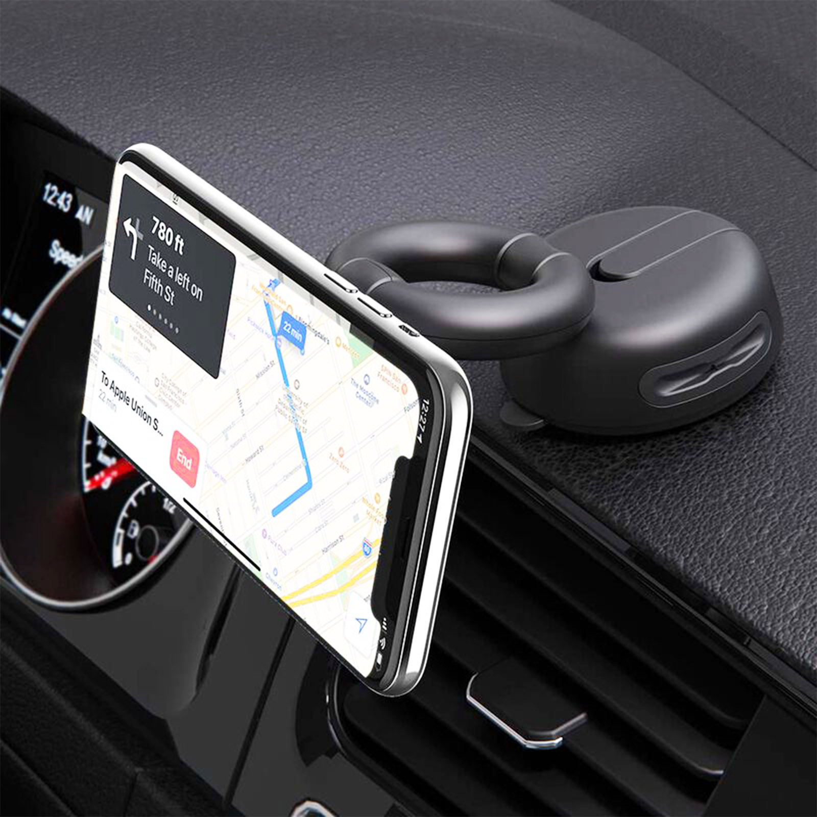 Un telefono montato in auto, che mostra una mappa. Il telefono è appoggiato sul cruscotto.