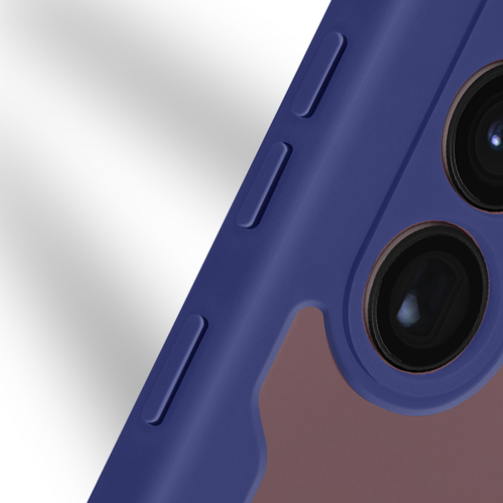 Primo piano dei pulsanti del telefono e dell'obiettivo della fotocamera su una custodia blu.
