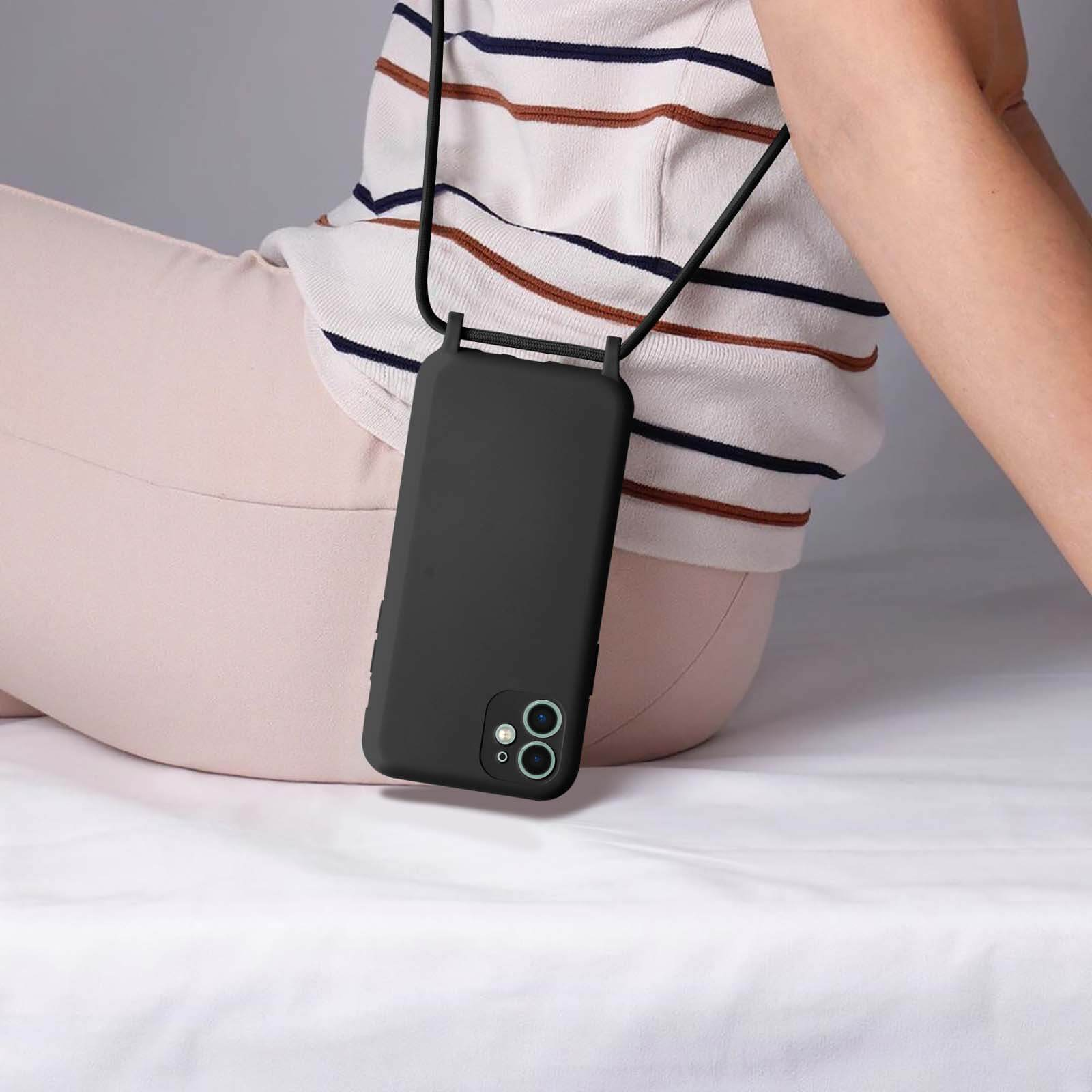 Telefono nero con cordino. Il telefono è al collo di qualcuno.