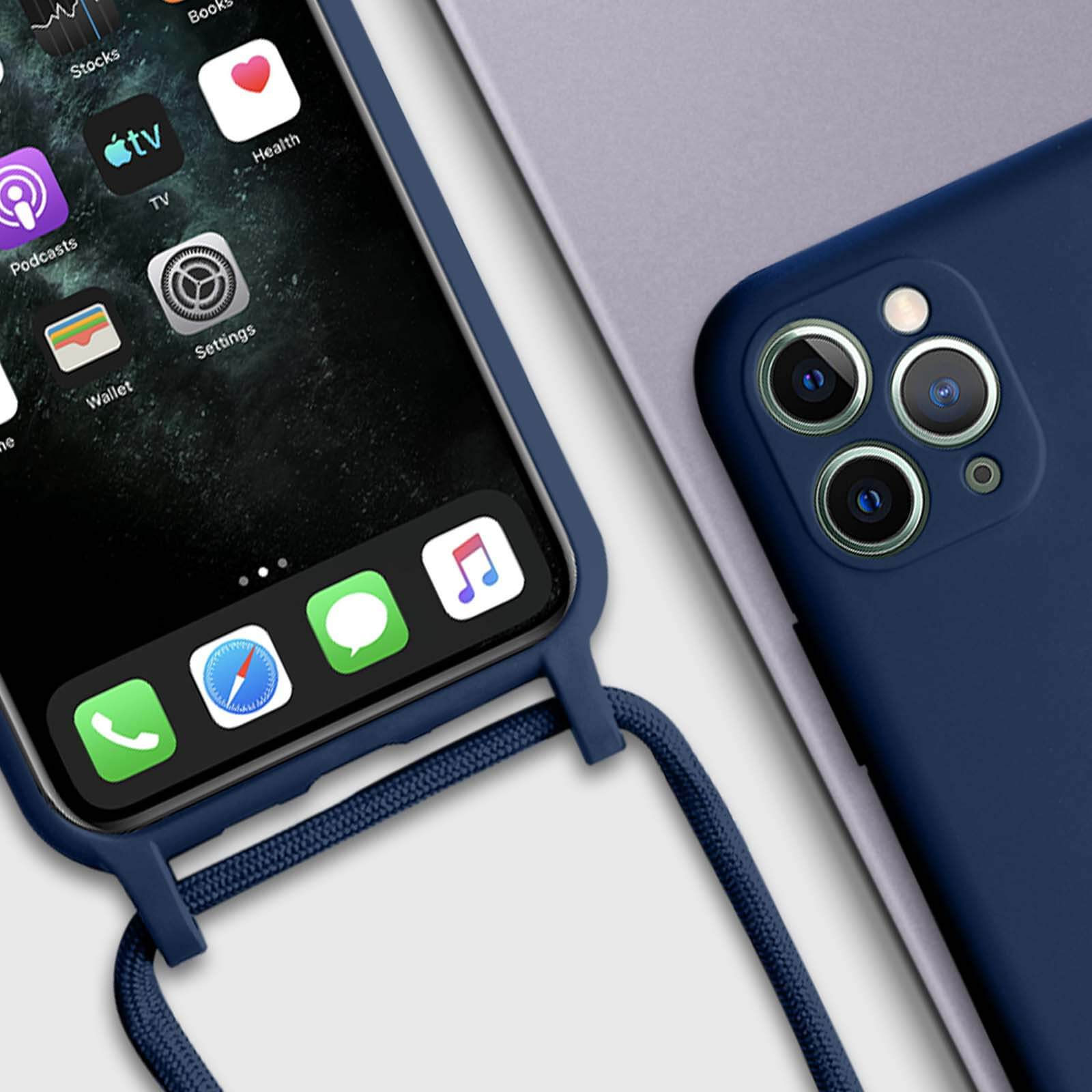 Coque de téléphone avec téléphone à l'intérieur. Icônes de téléphone visibles. Autre coque en arrière-plan.
