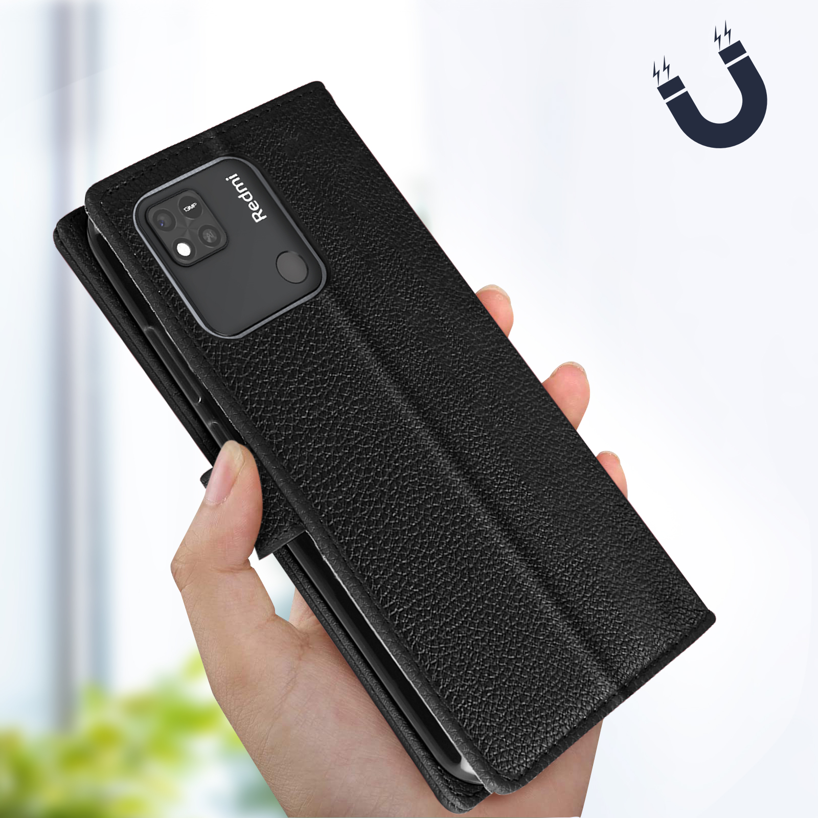 Una mano che tiene una custodia nera per telefono. La custodia ha una chiusura magnetica e un logo Redmi.