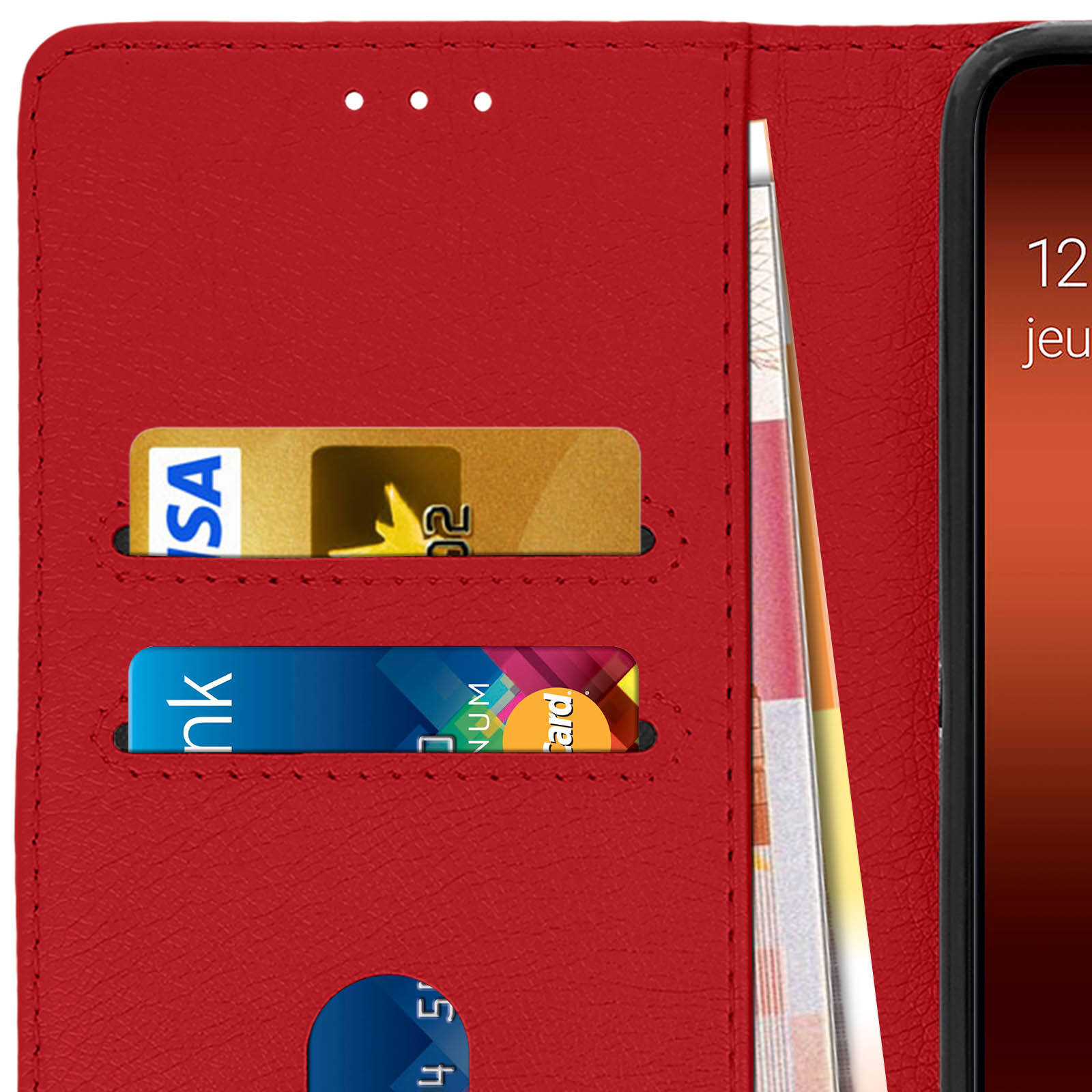 Rode telefoonhoes open met kaarten. Een gouden VISA-kaart en een blauwe kaart zijn zichtbaar.