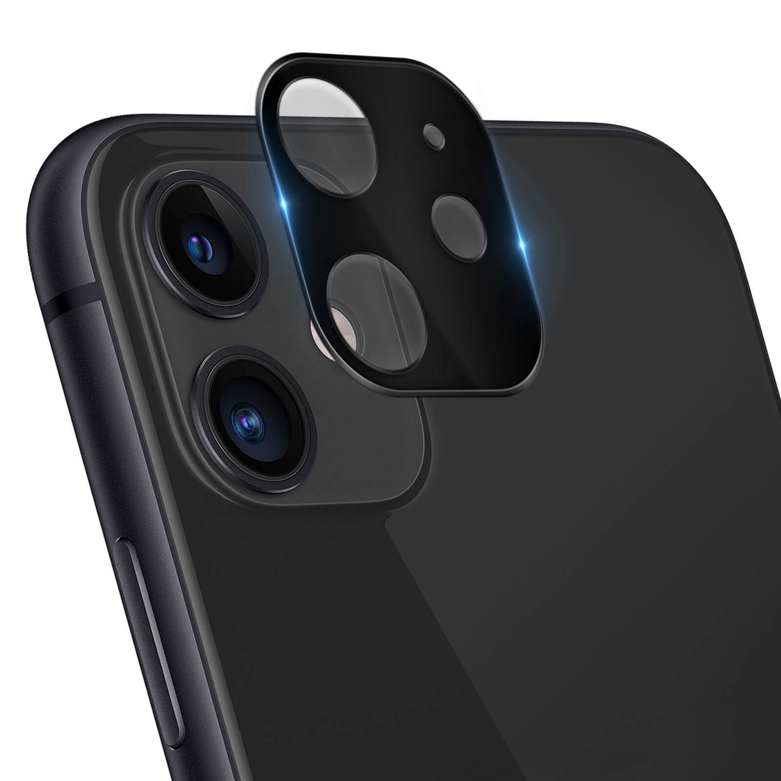 Primo piano sul retro del telefono, che mostra le protezioni della fotocamera. Telefono nero.