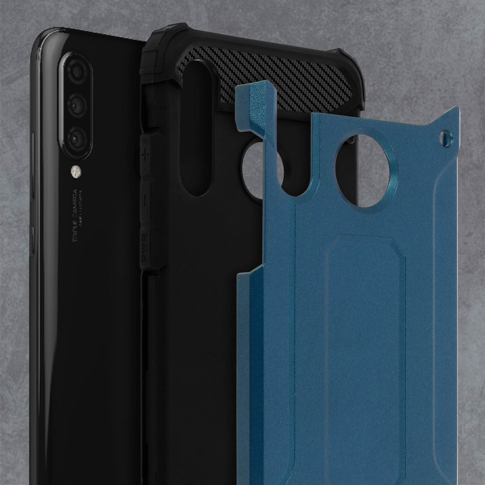 Telefono nero con pezzi di custodia. Pezzo di custodia blu. Mostra fotocamera e retro.