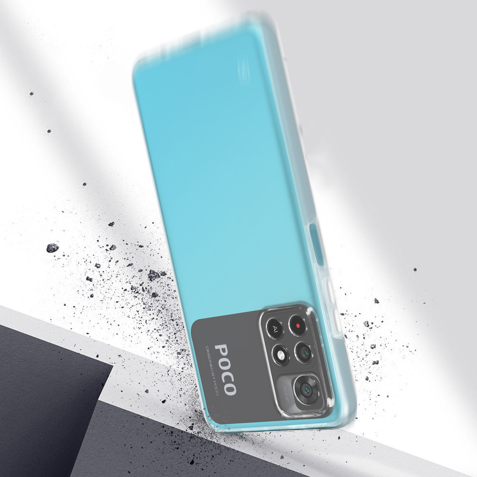 Coque bleue avec téléphone à l'intérieur, entourée de petits objets sombres.