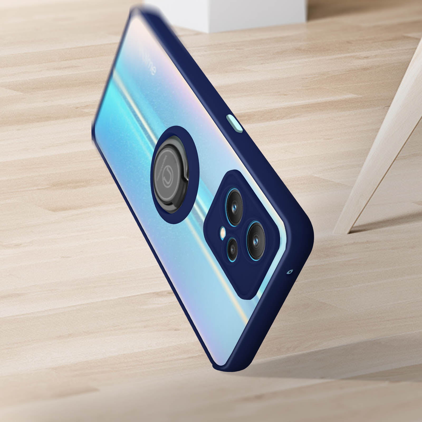 Telefoonhoes op houten oppervlak. Camera bump zichtbaar. Blauwe kleur en cirkelvormig ontwerp.