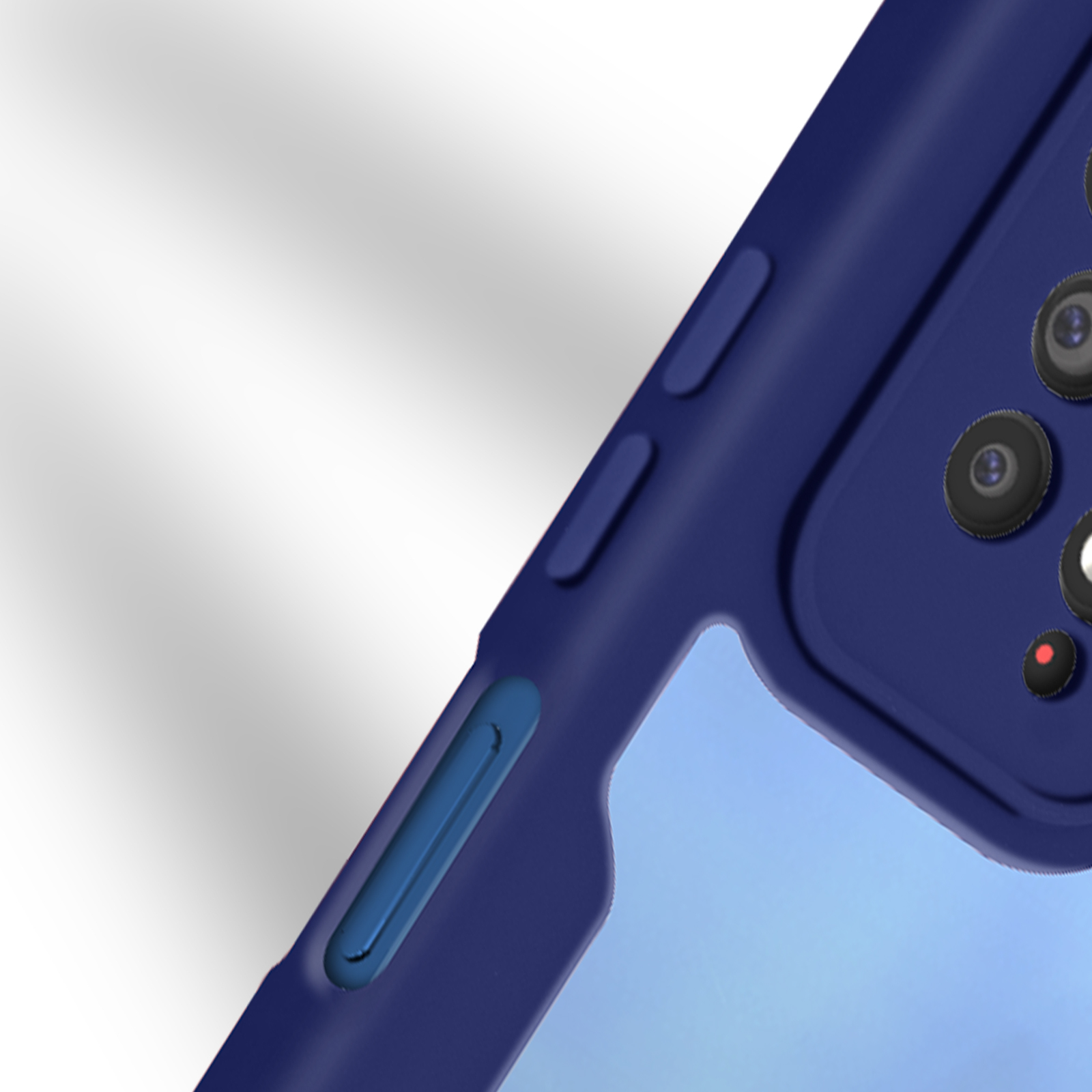 Gros plan d'une coque de téléphone bleu marine avec des découpes pour l'appareil photo. Un écran bleu est visible.