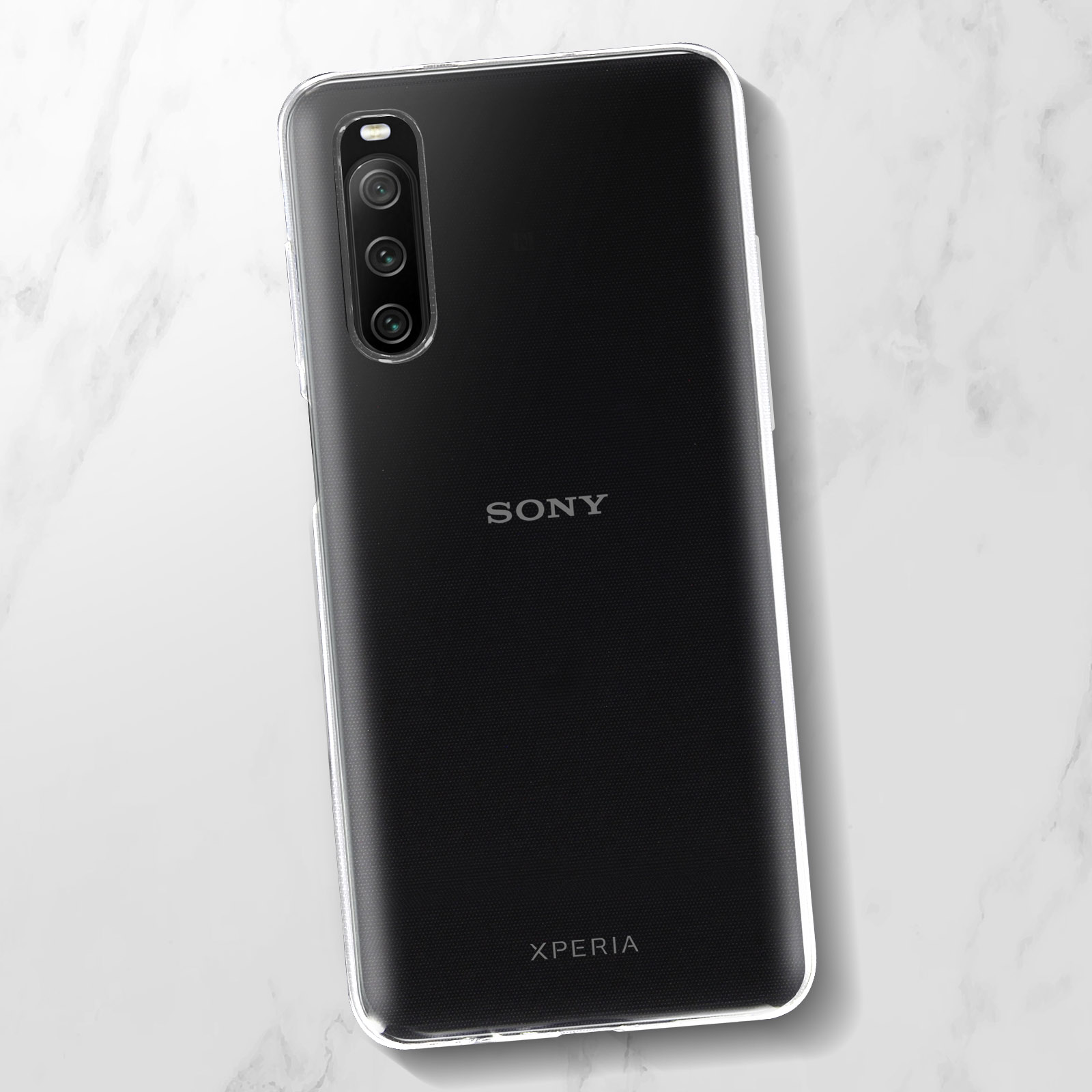 Custodia trasparente su un telefono. Con il marchio 'SONY' e 'XPERIA'.