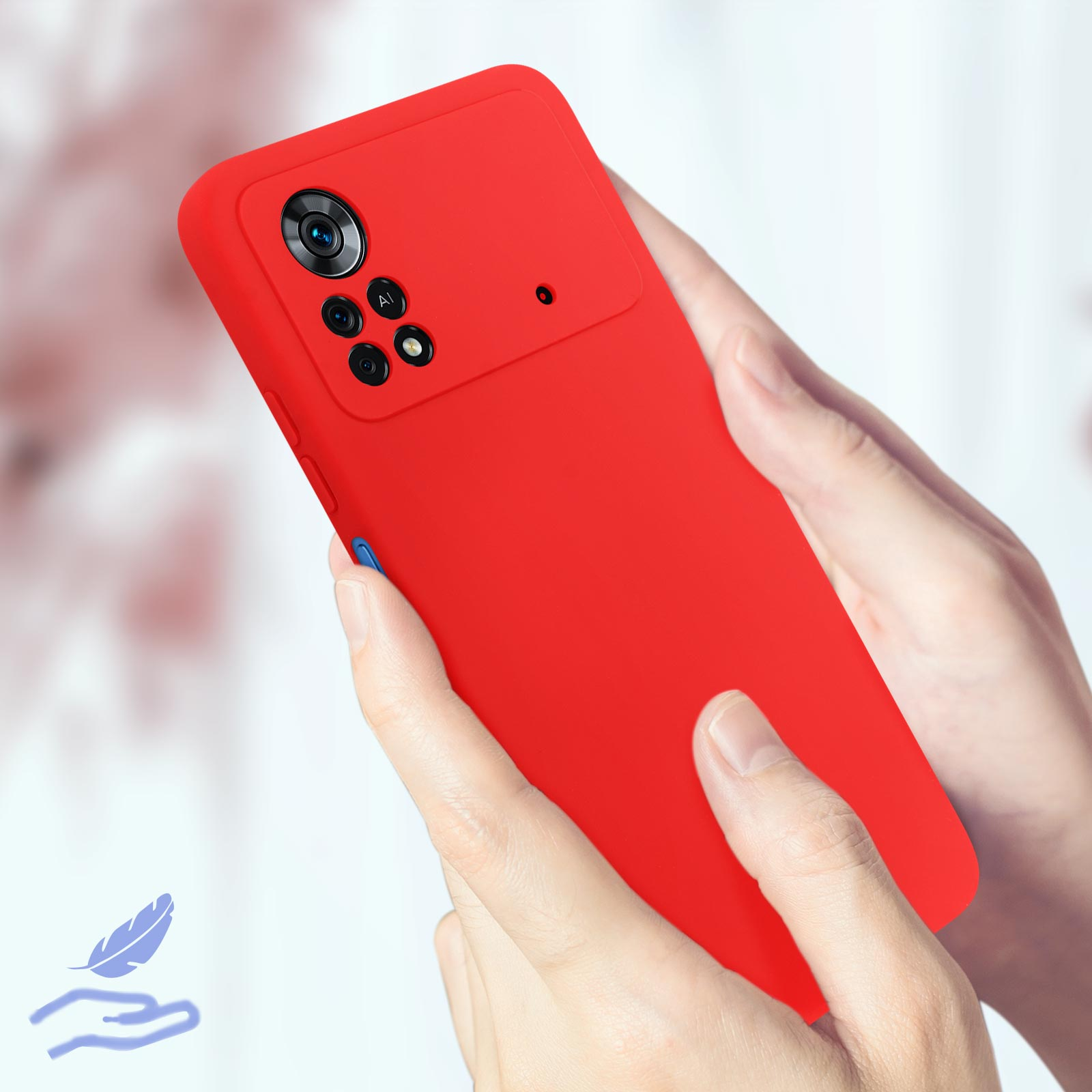 Custodia rossa per telefono tenuta in mano. La fotocamera del telefono è visibile.