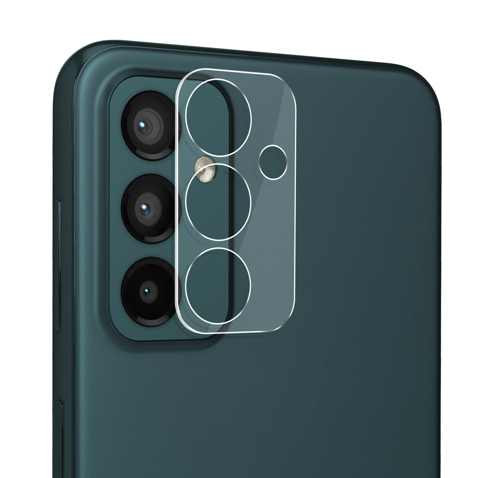 Een lensbeschermer voor de camera van een telefoon, transparant en aangebracht op de cameramodule van een groene telefoon.