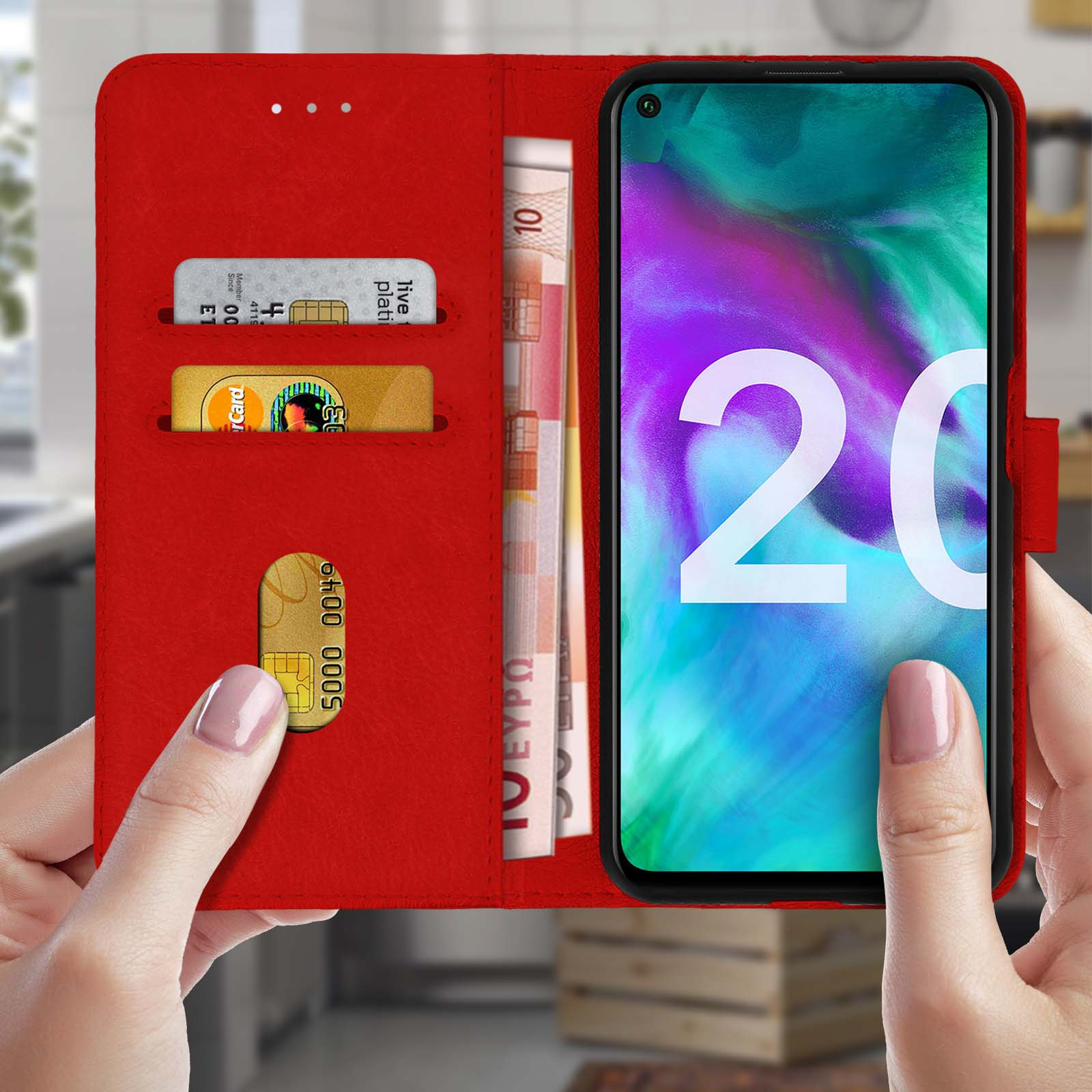 Una funda tipo cartera roja con un teléfono que muestra el número 20. Billetes y tarjetas son visibles dentro de la cartera.