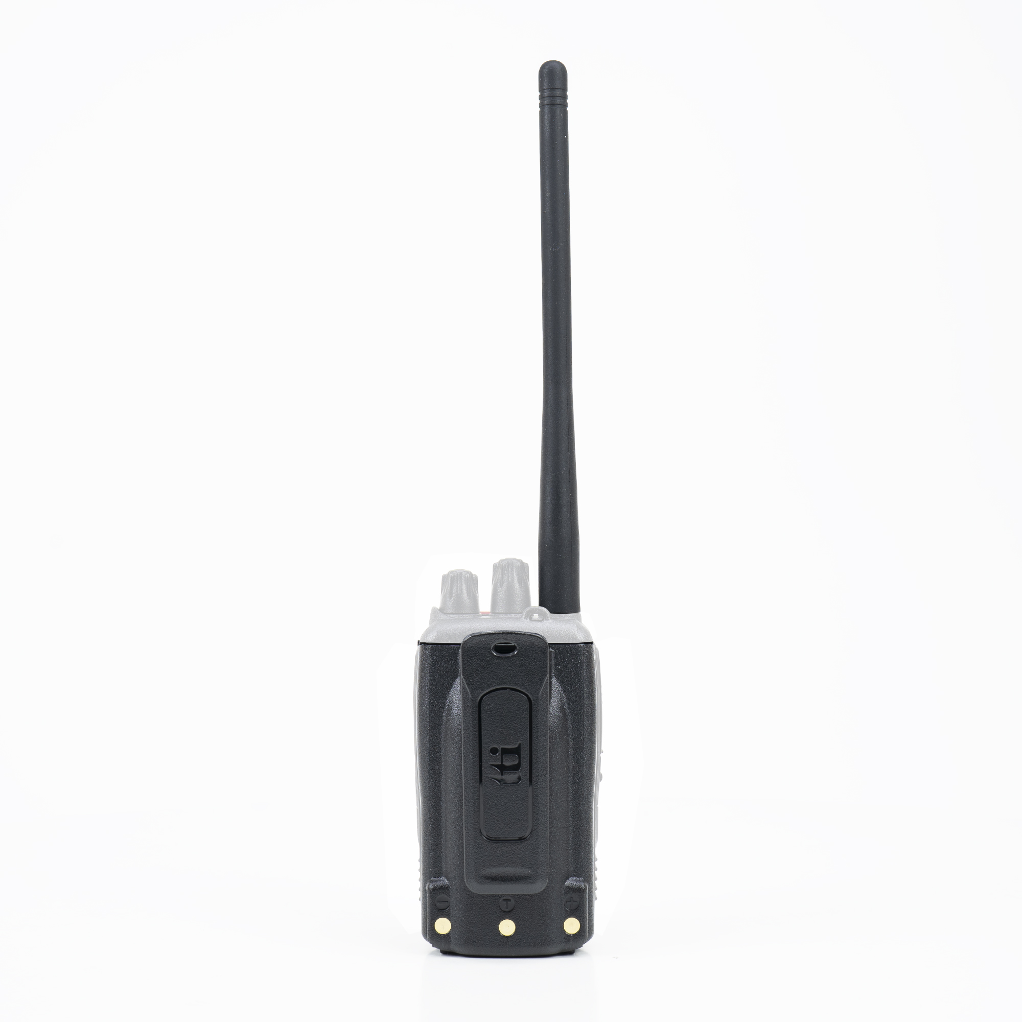 Rückseite eines schwarzen Walkie-Talkies mit Antenne und Gürtelclip, weißer Hintergrund.