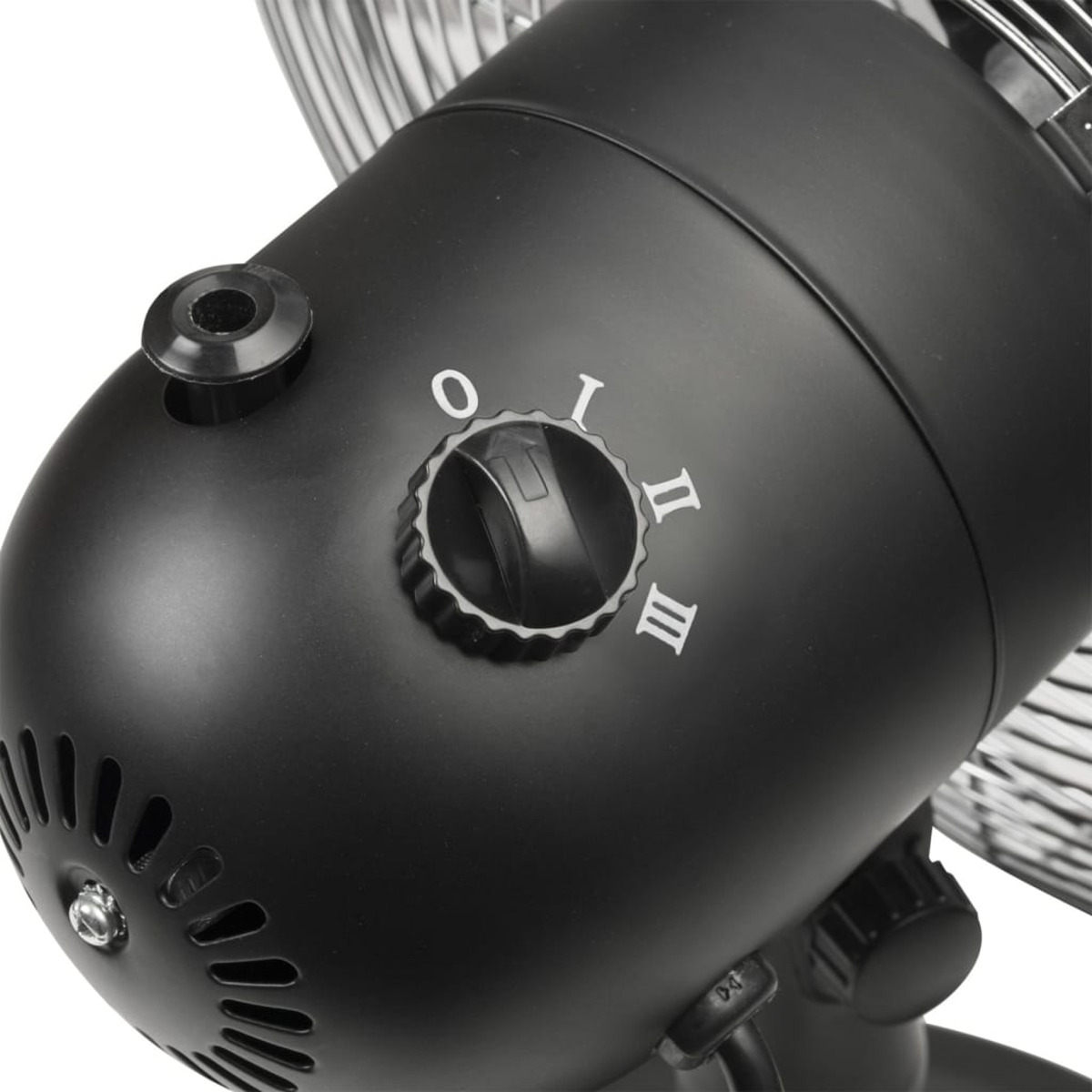 Ventilatore nero con impostazioni di velocità. Il quadrante ha indicatori per i livelli di velocità.